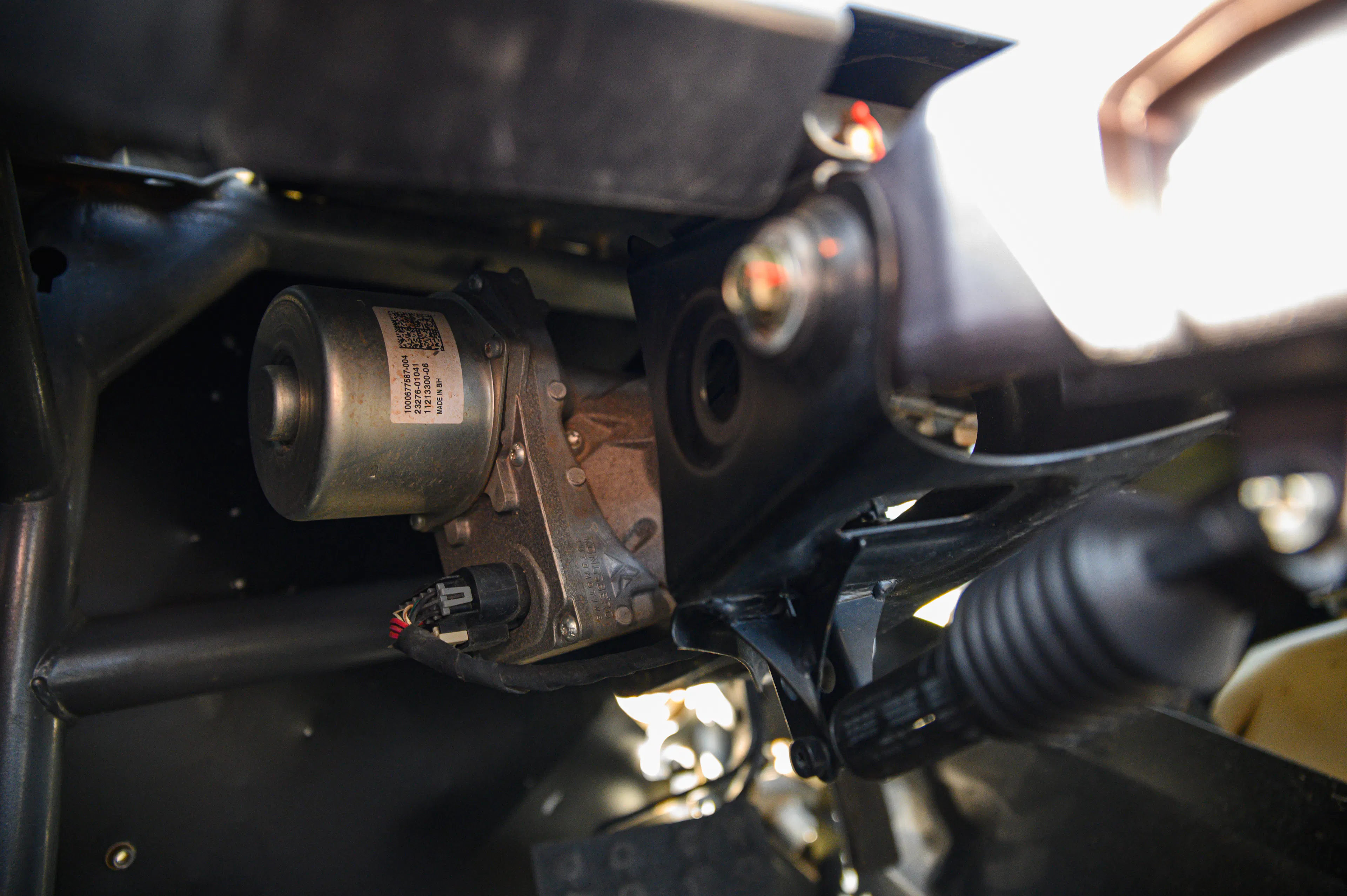 2024 Can-Am Maverick X3 Gray Leadbetter Race Car interior ps box