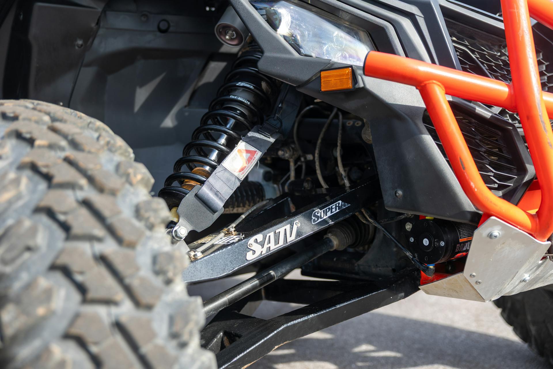 2023 Can-Am Maverick X3 DS Turbo RR passenger front suspension