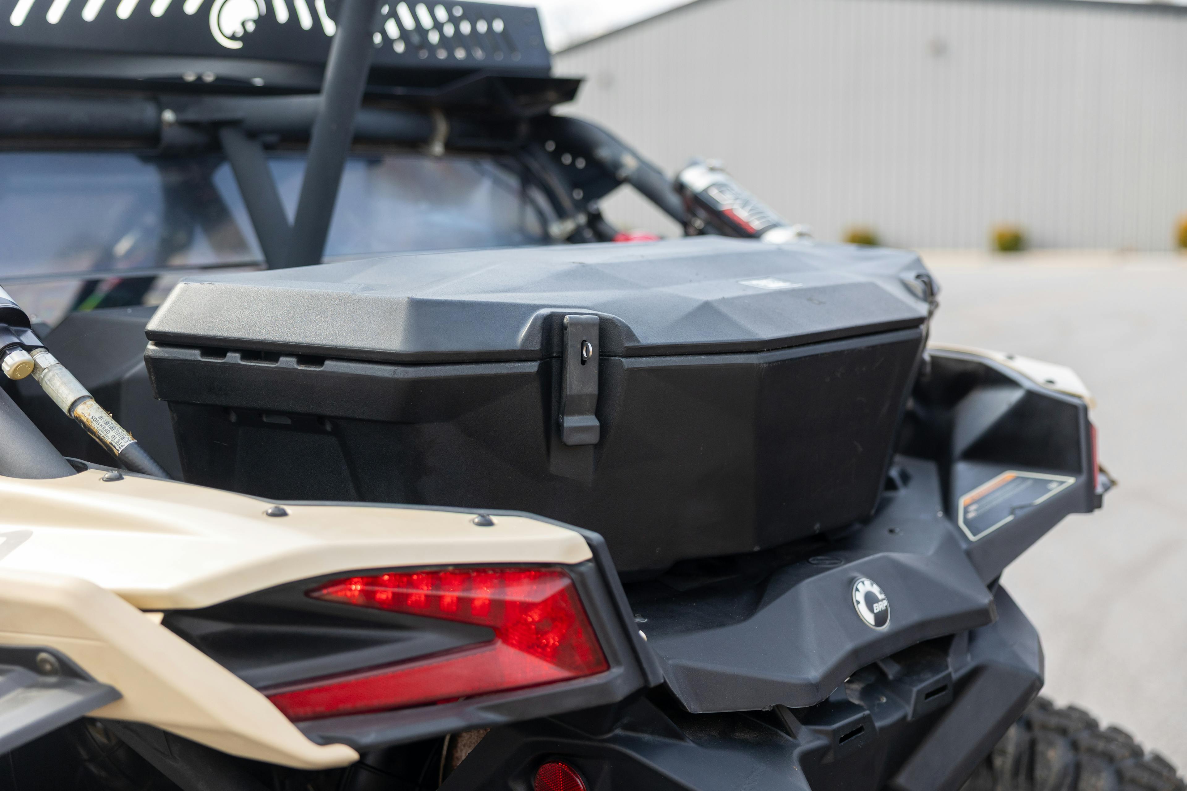 2023 Can-Am Maverick X3 DS Turbo RR bed box 1