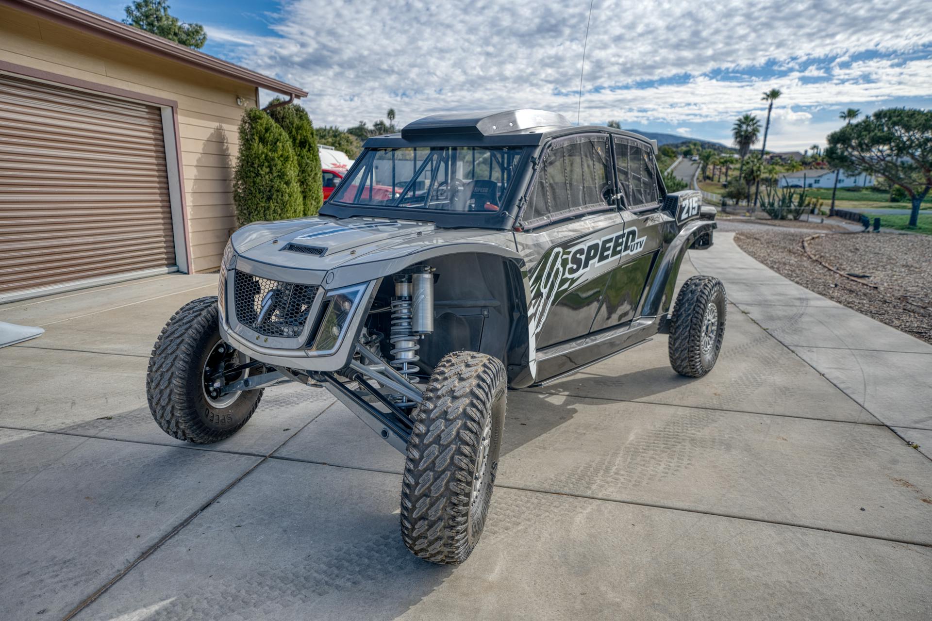 2023 Speed UTV El Jefe driver front 3/4 close