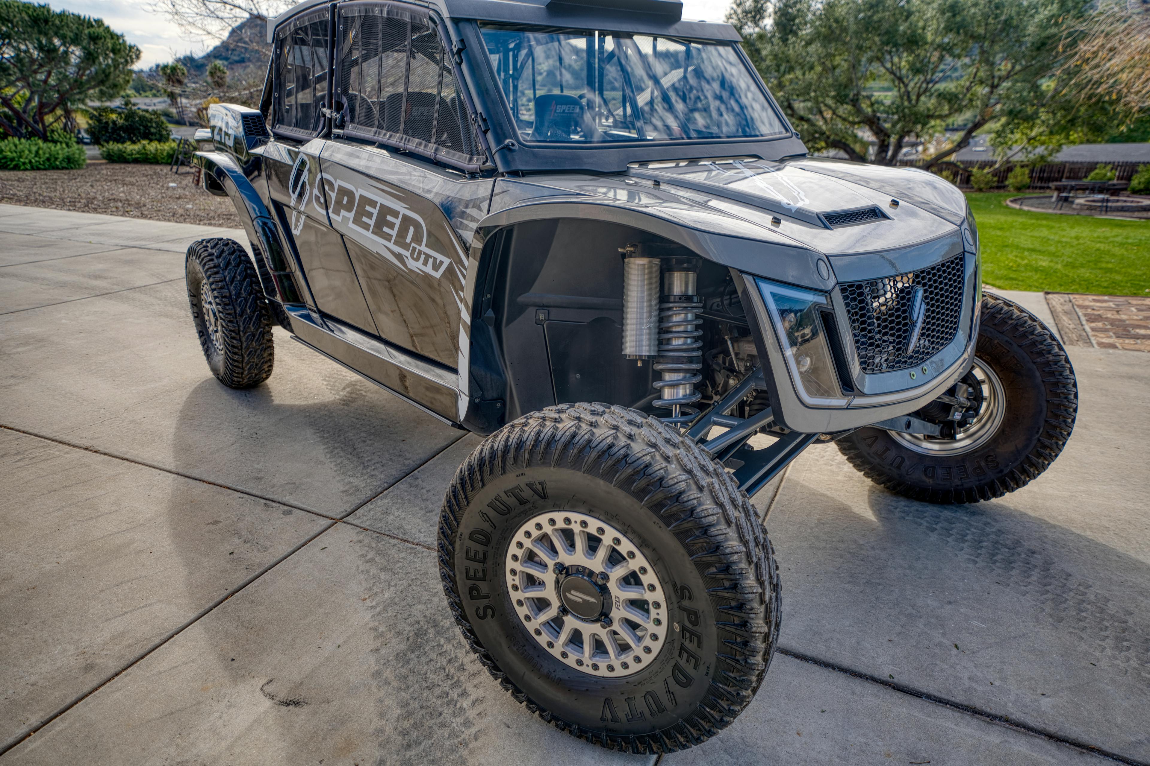 2023 Speed UTV El Jefe passenger front 3/4 close