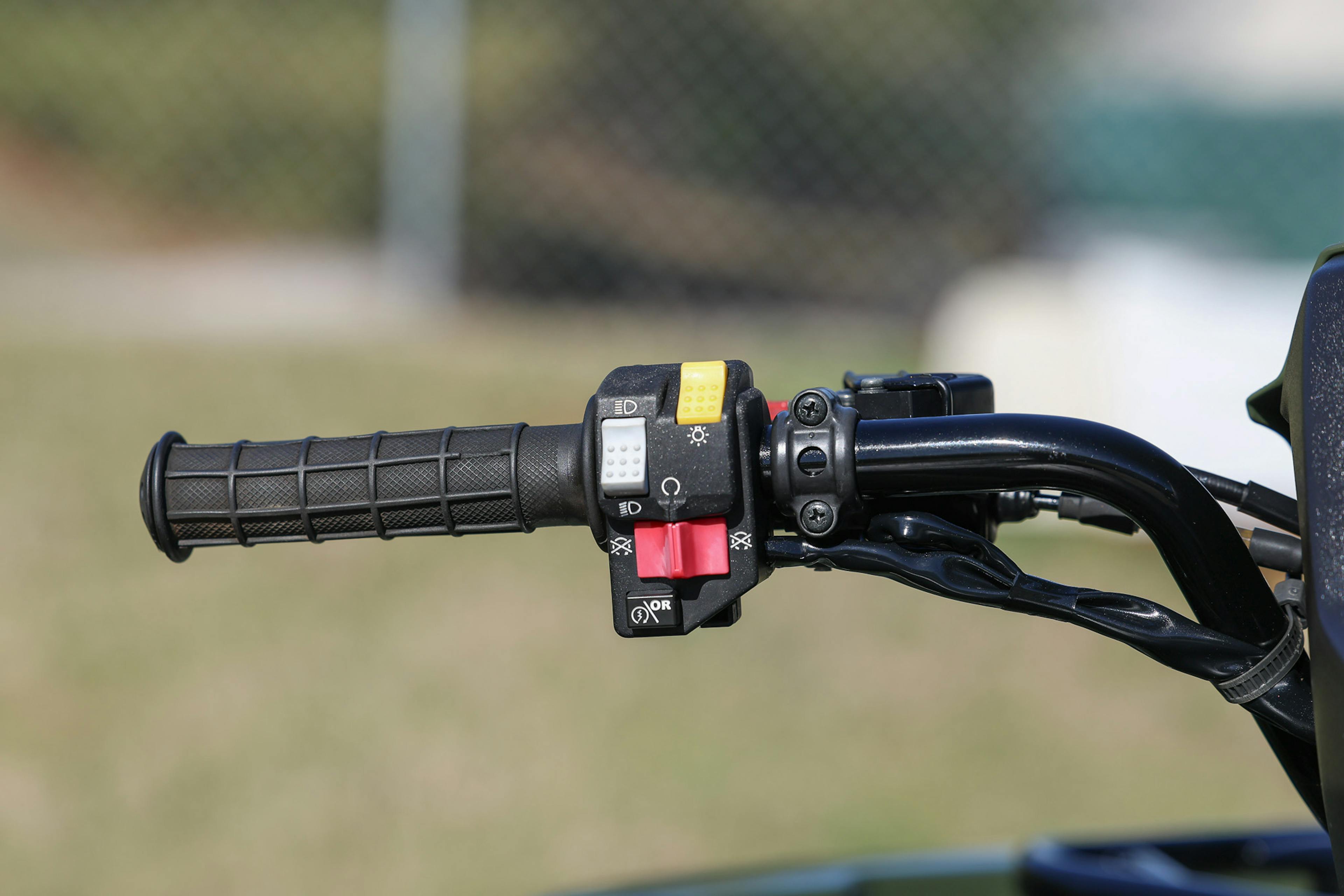 2017 Honda FourTrax Foreman 4x4 left side bar/grip