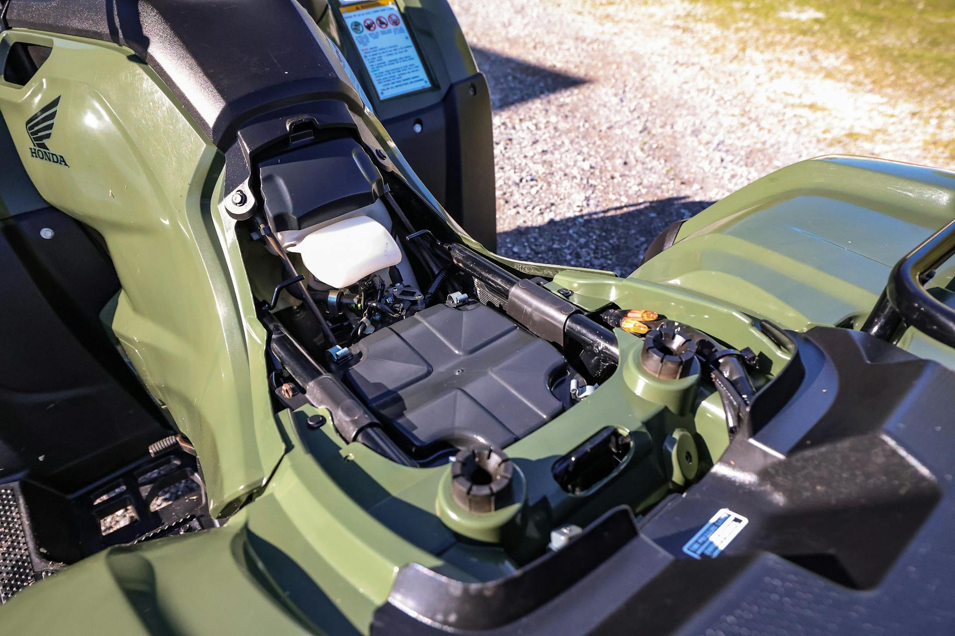 2017 Honda FourTrax Foreman 4x4 seat off