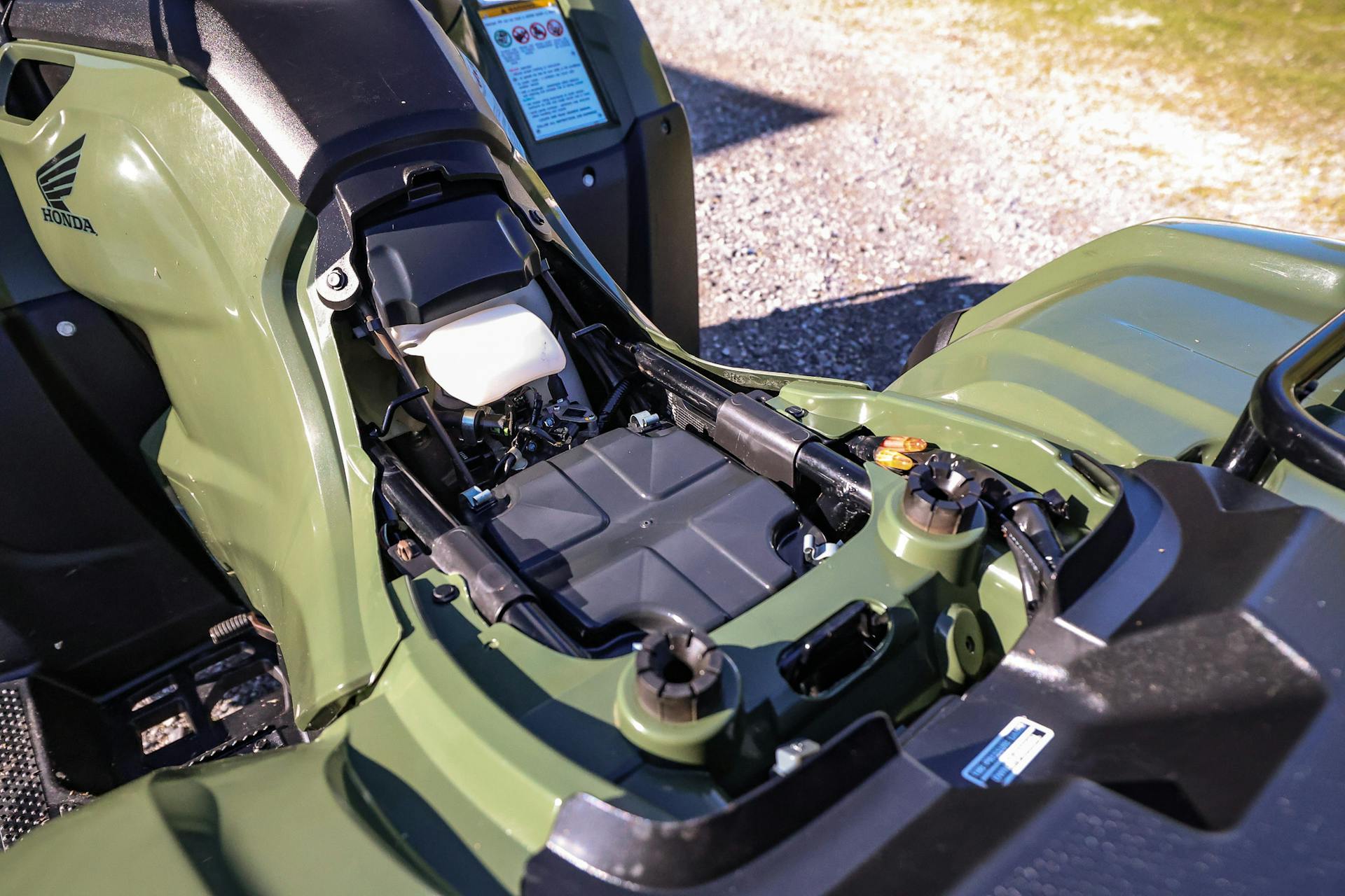 2017 Honda FourTrax Foreman 4x4 seat off