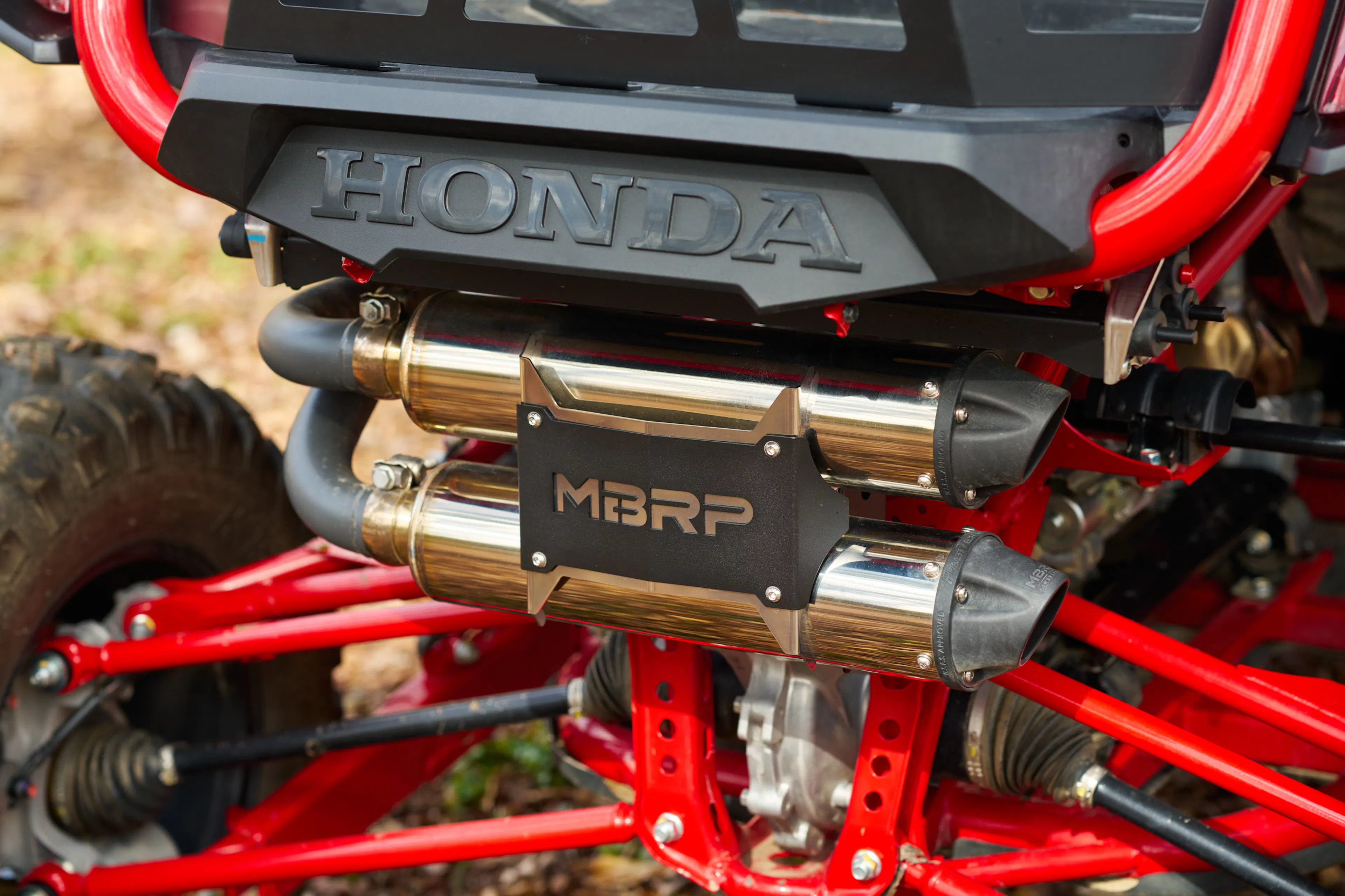 2024 Honda Talon 1000-R muffler close