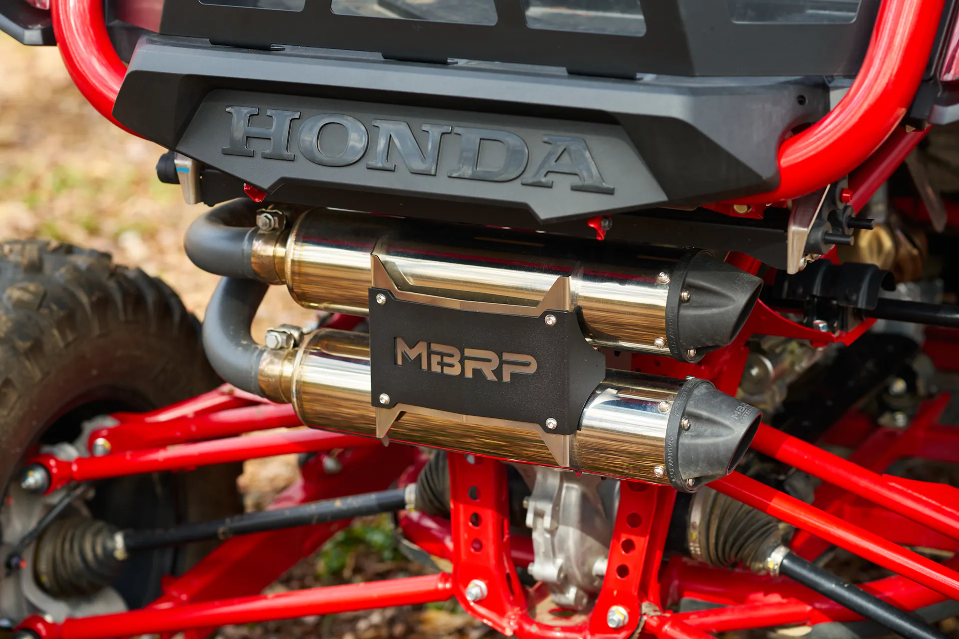 2024 Honda Talon 1000-R muffler close