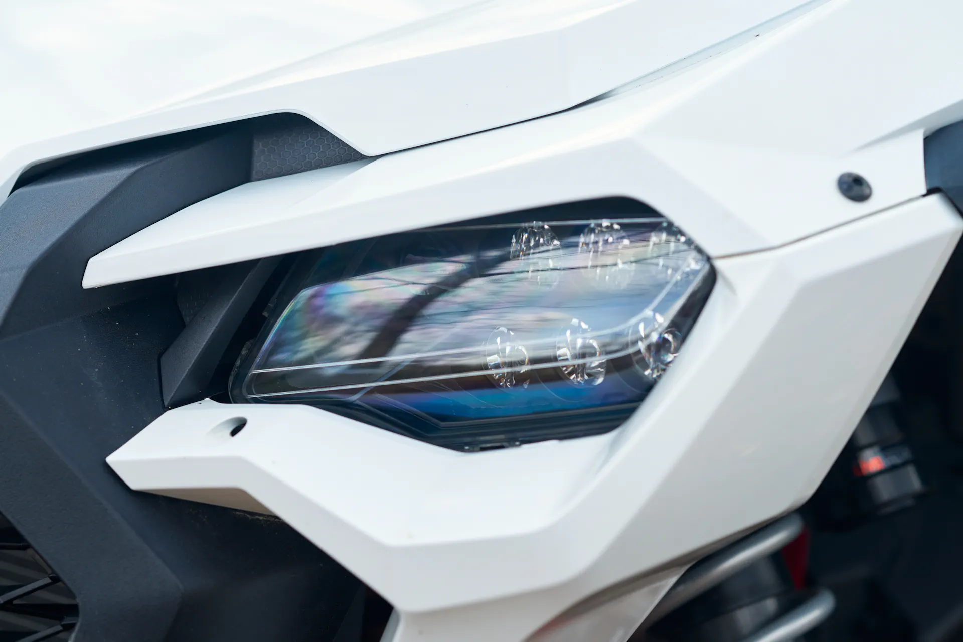 2024 Honda Talon 1000-R windshield driver headlight