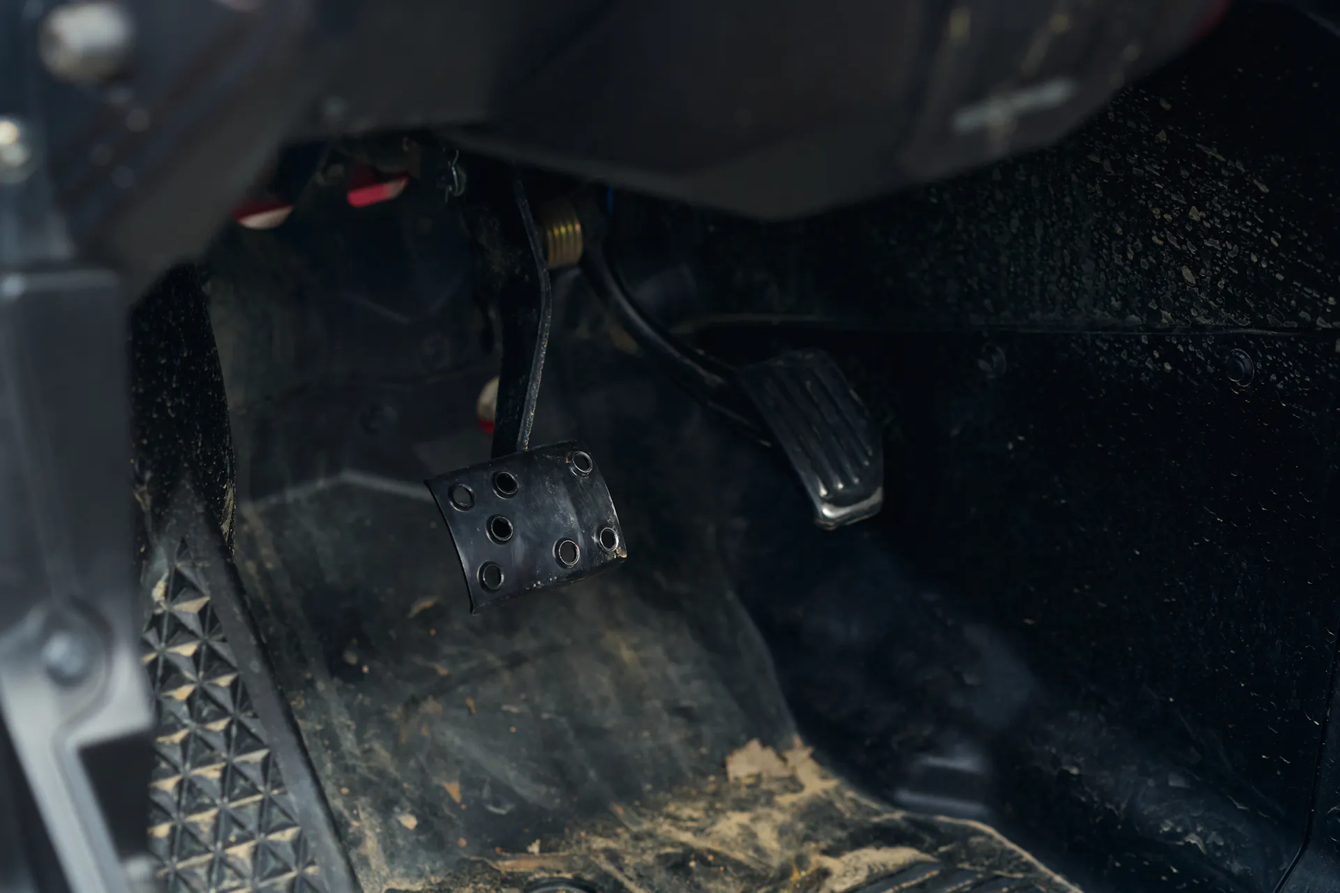 2024 Honda Talon 1000-R windshield pedals