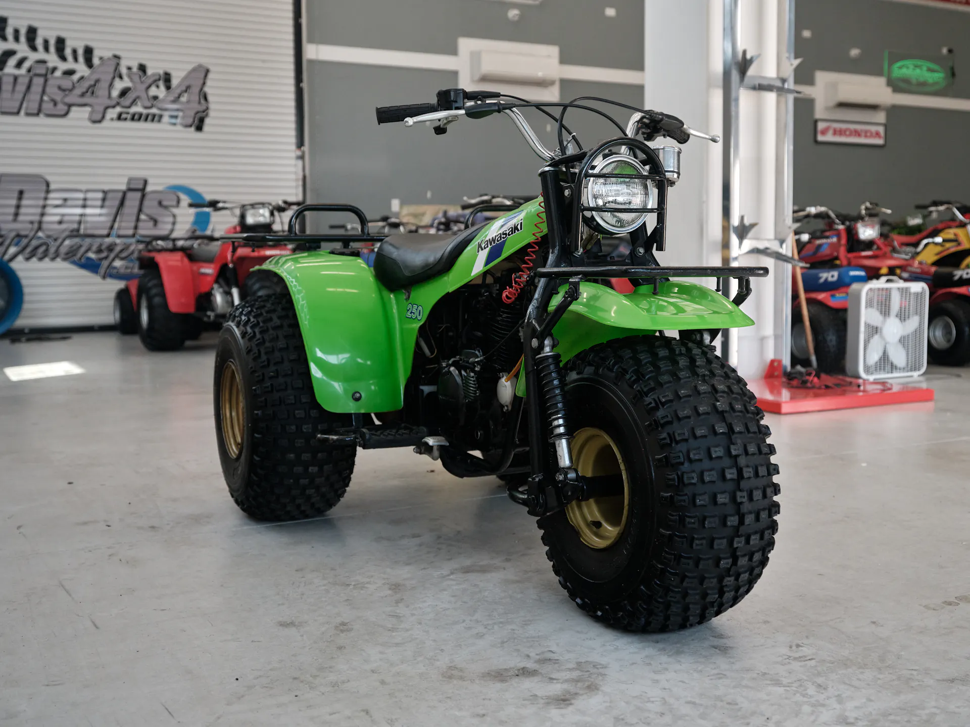 1985 Kawasaki KLT 250 right front 3/4