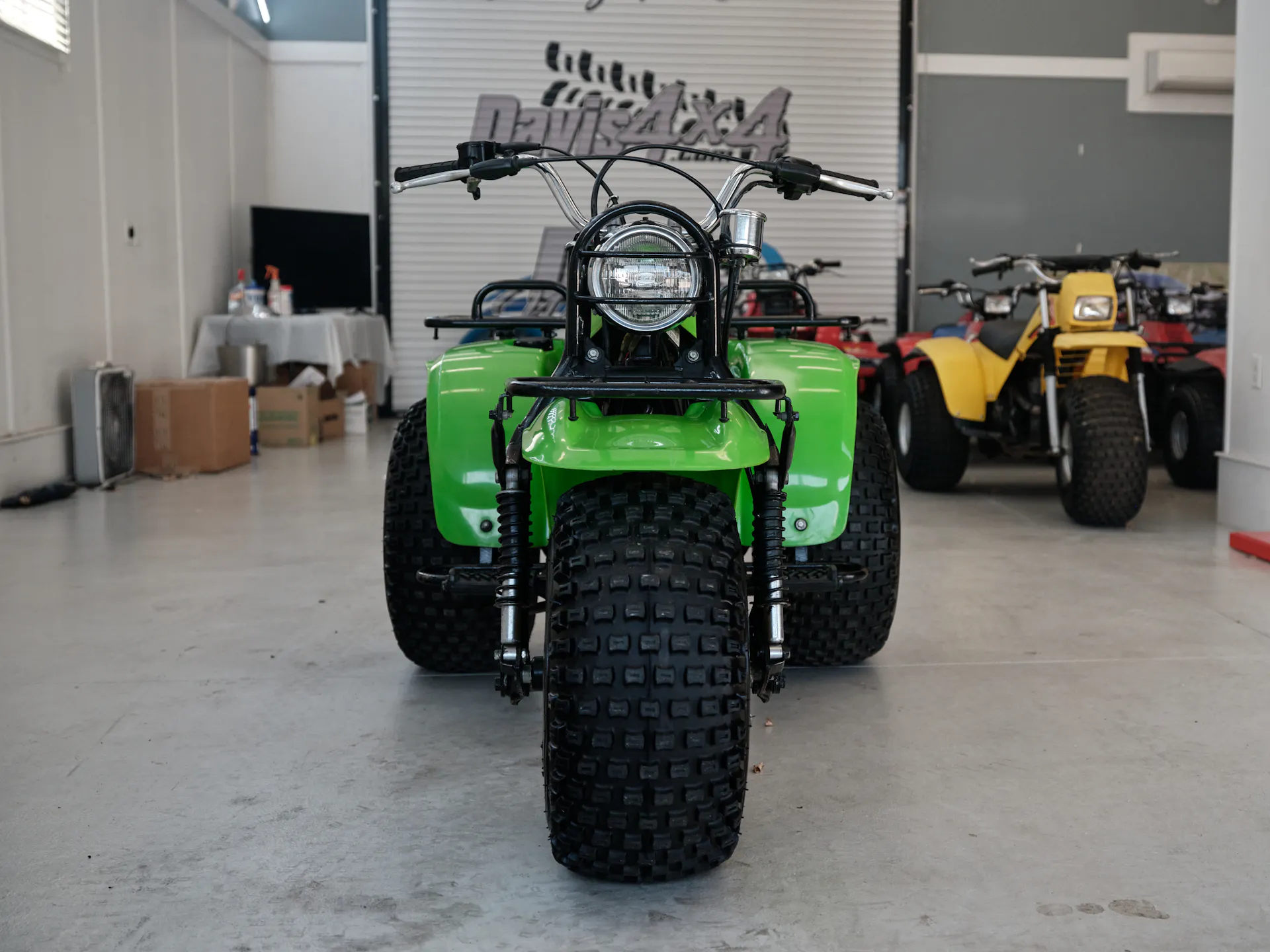 1985 Kawasaki KLT 250 front