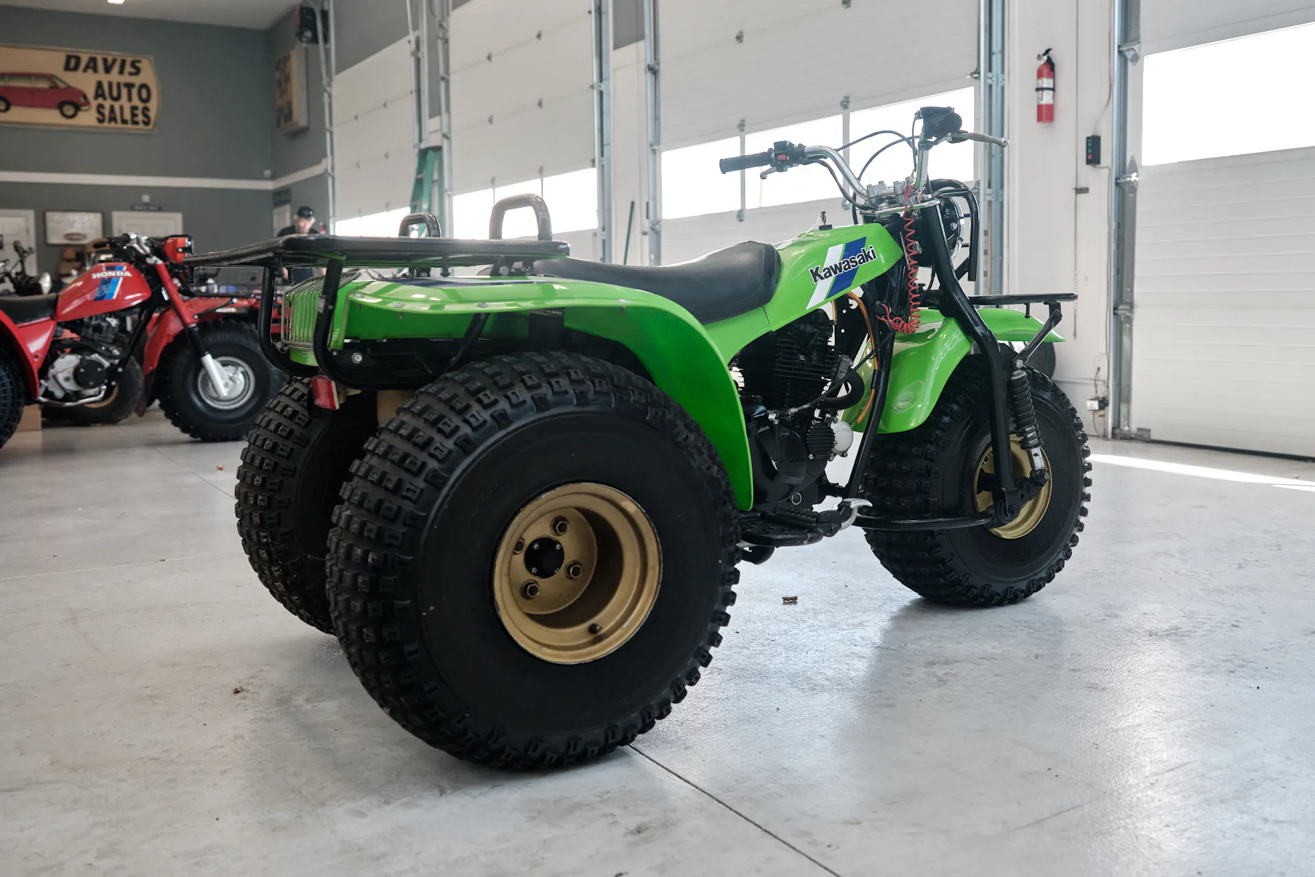 1985 Kawasaki KLT 250 right rear side