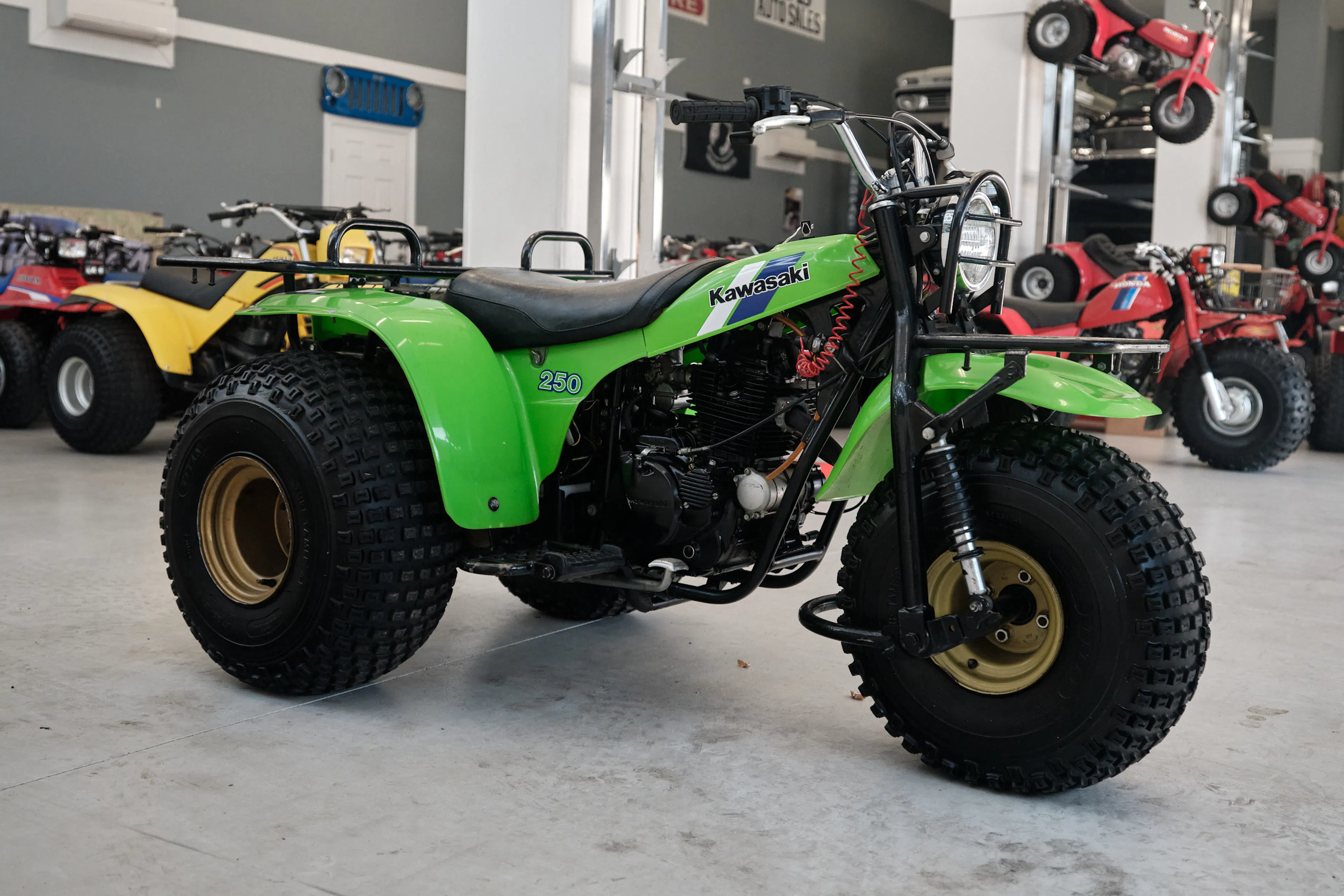 1985 Kawasaki KLT 250 right front 3/4 2