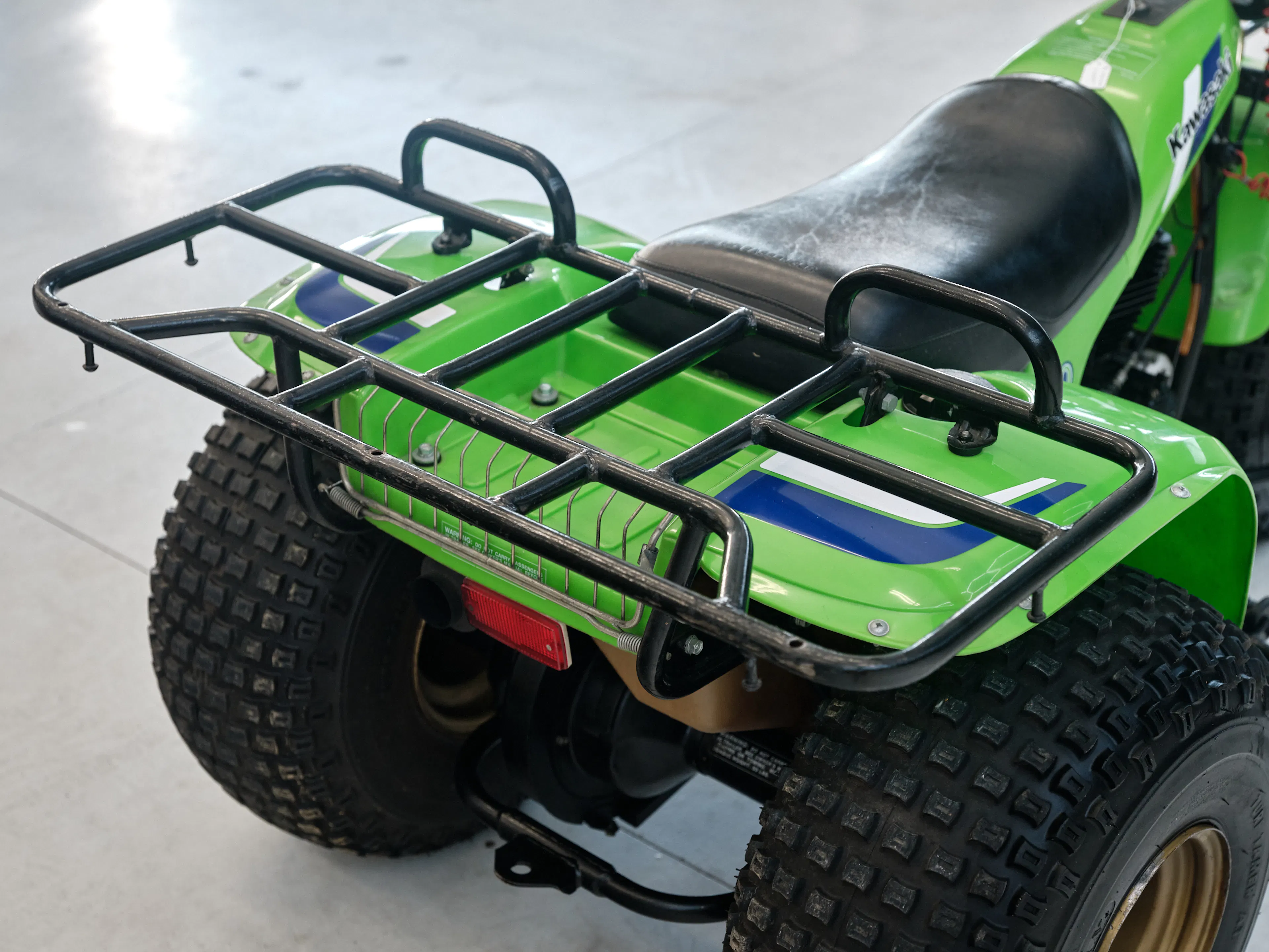 1985 Kawasaki KLT 250 rear rack close