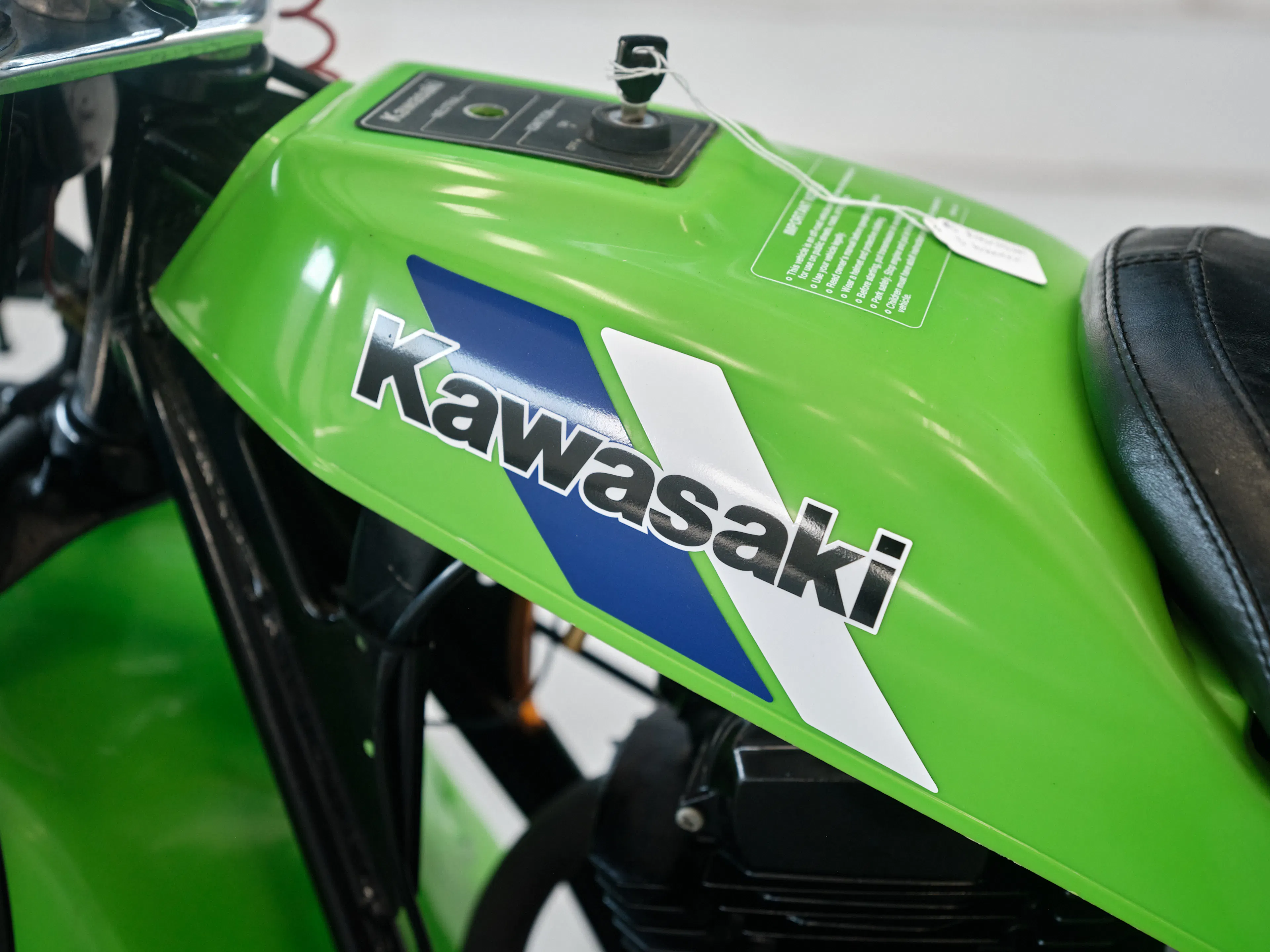 1985 Kawasaki KLT 250 emblem