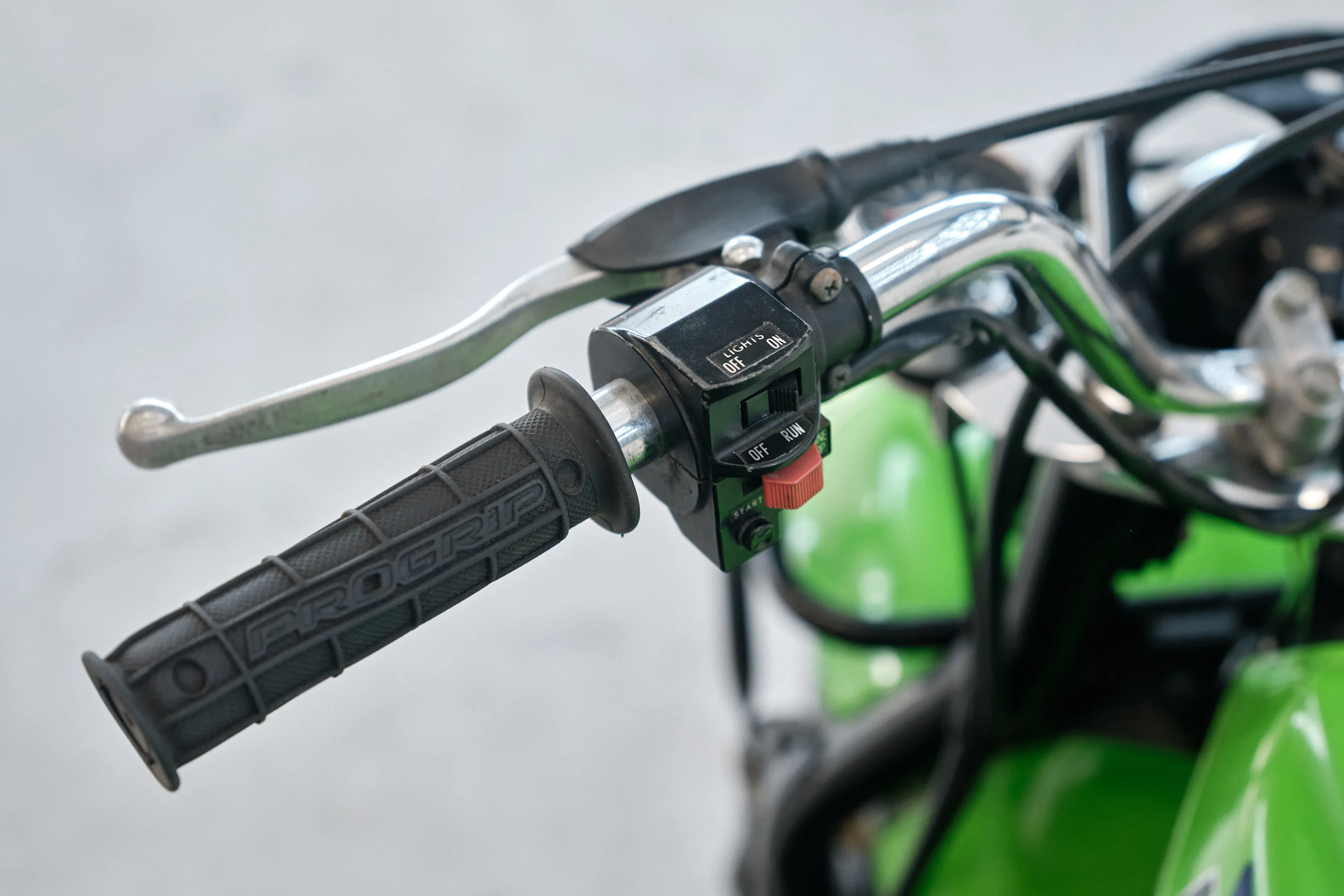 1985 Kawasaki KLT 250 clutch/multi switch