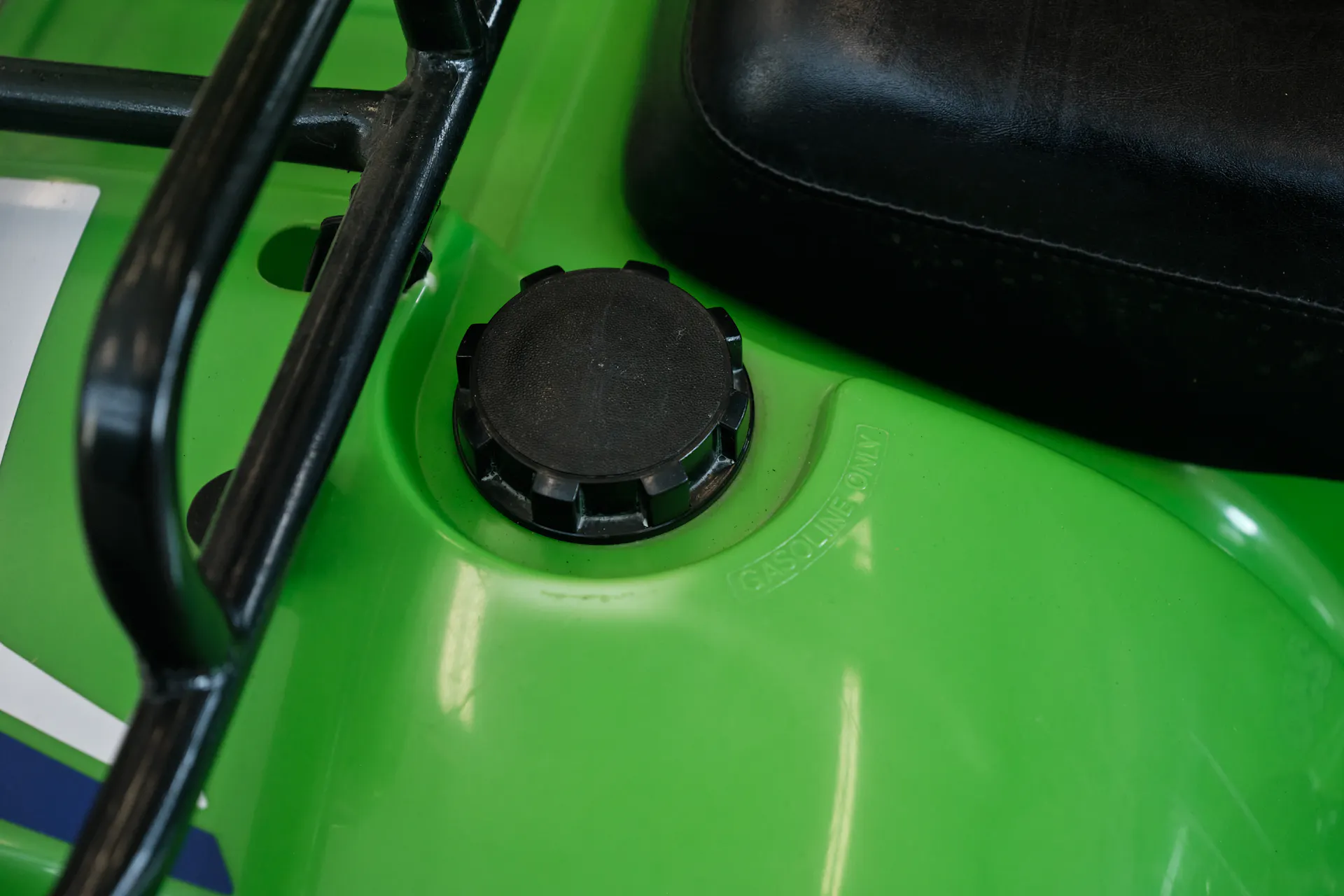 1985 Kawasaki KLT 250 gas cap