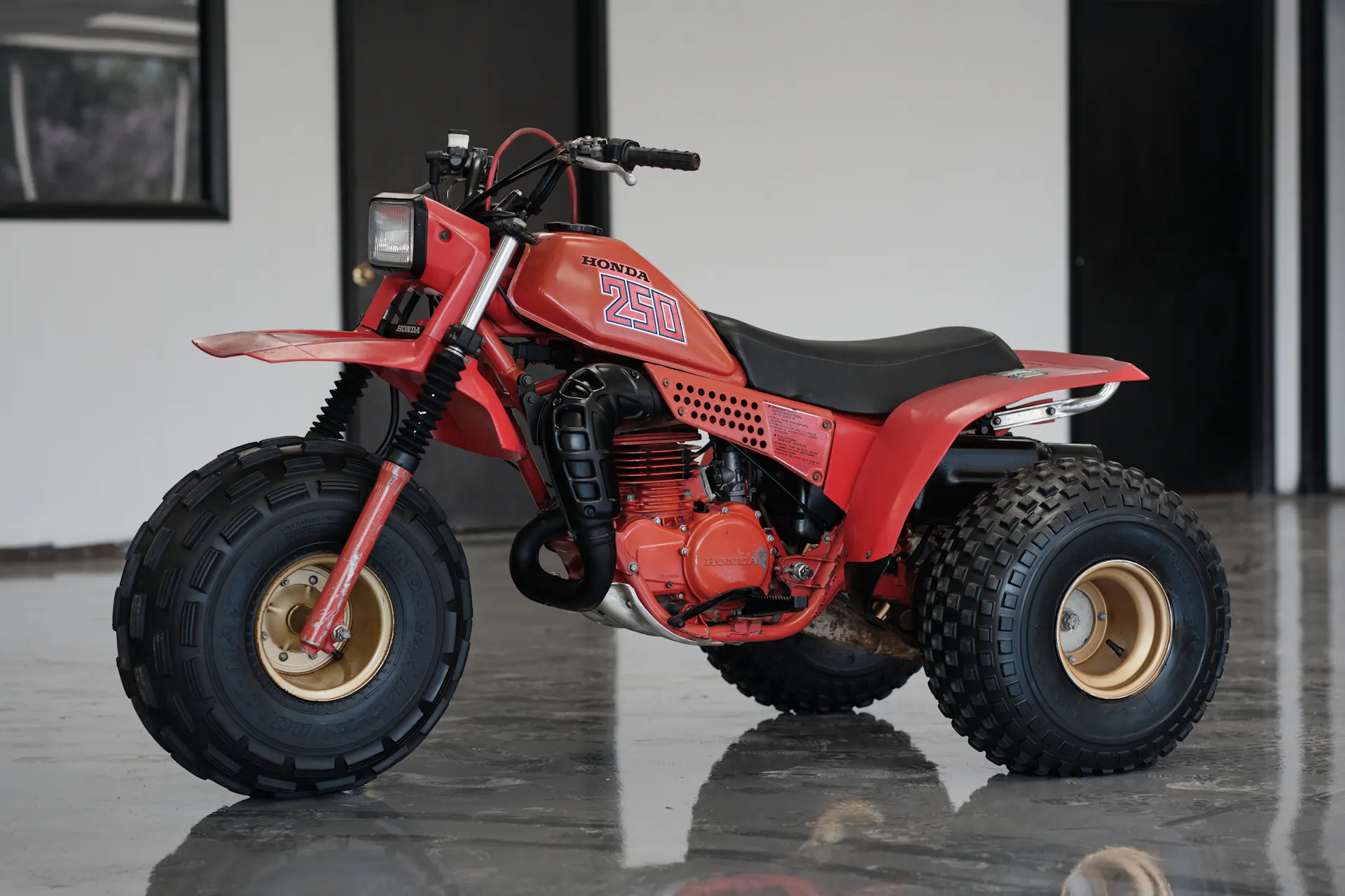 1982 Honda ATC 250R front right 3/4 side 2