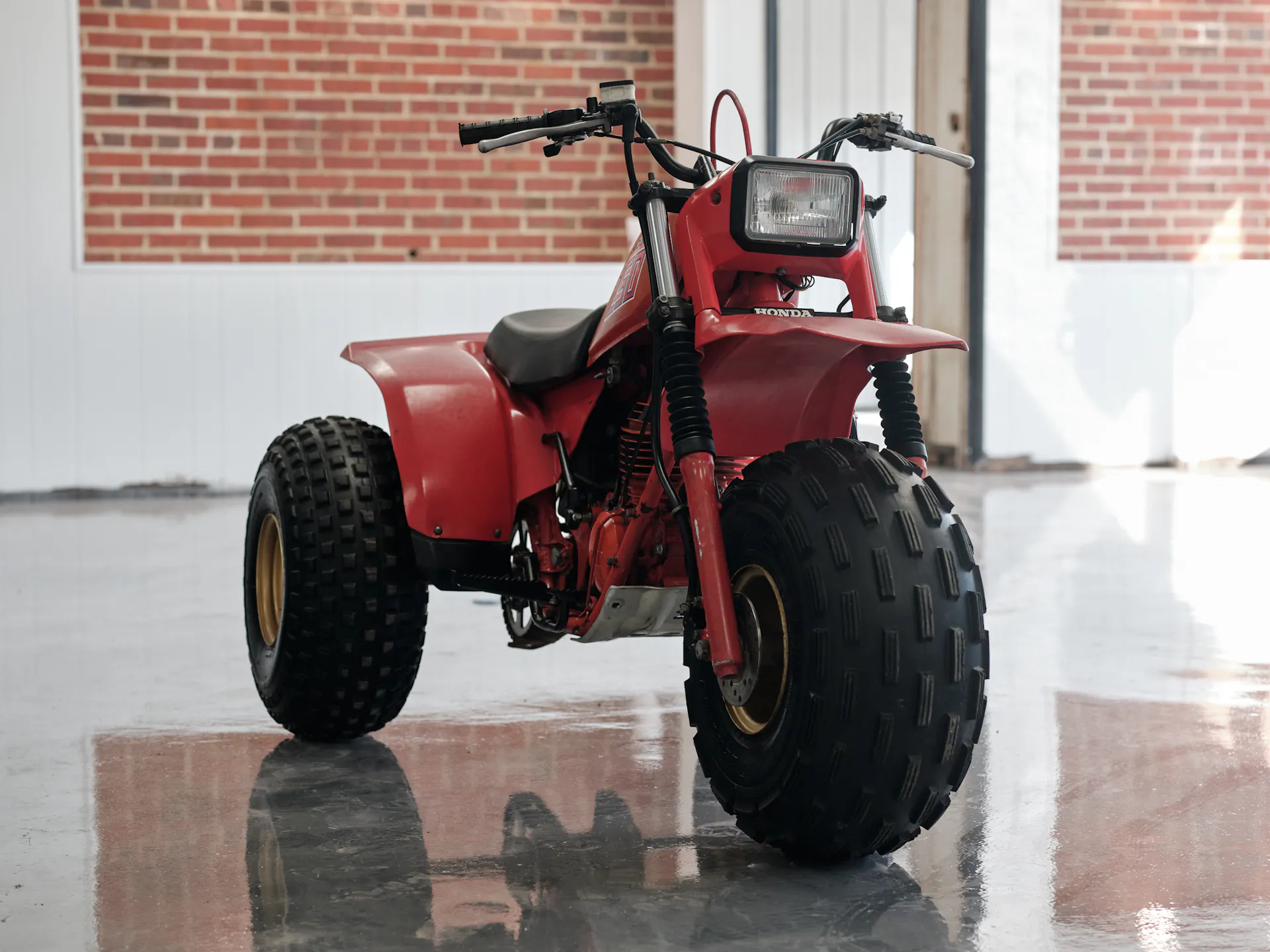 1982 Honda ATC 250R front 3/4 close