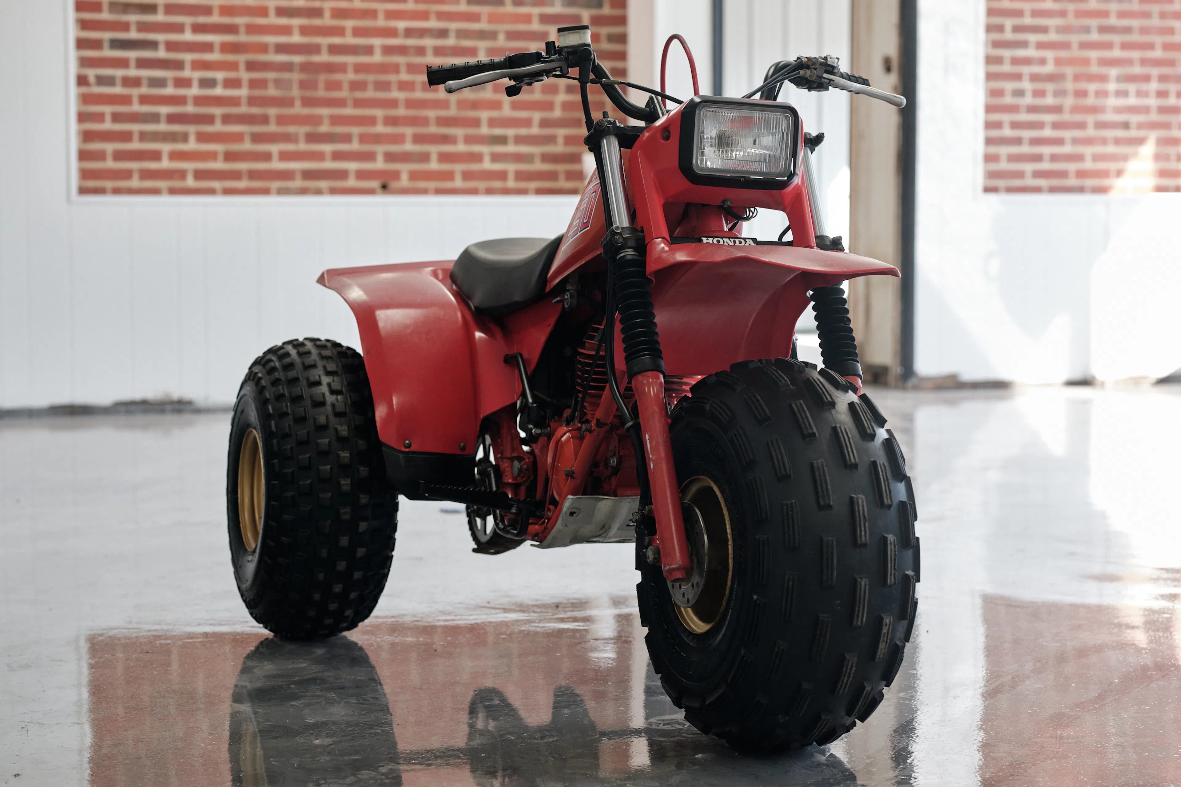 1982 Honda ATC 250R front 3/4 close