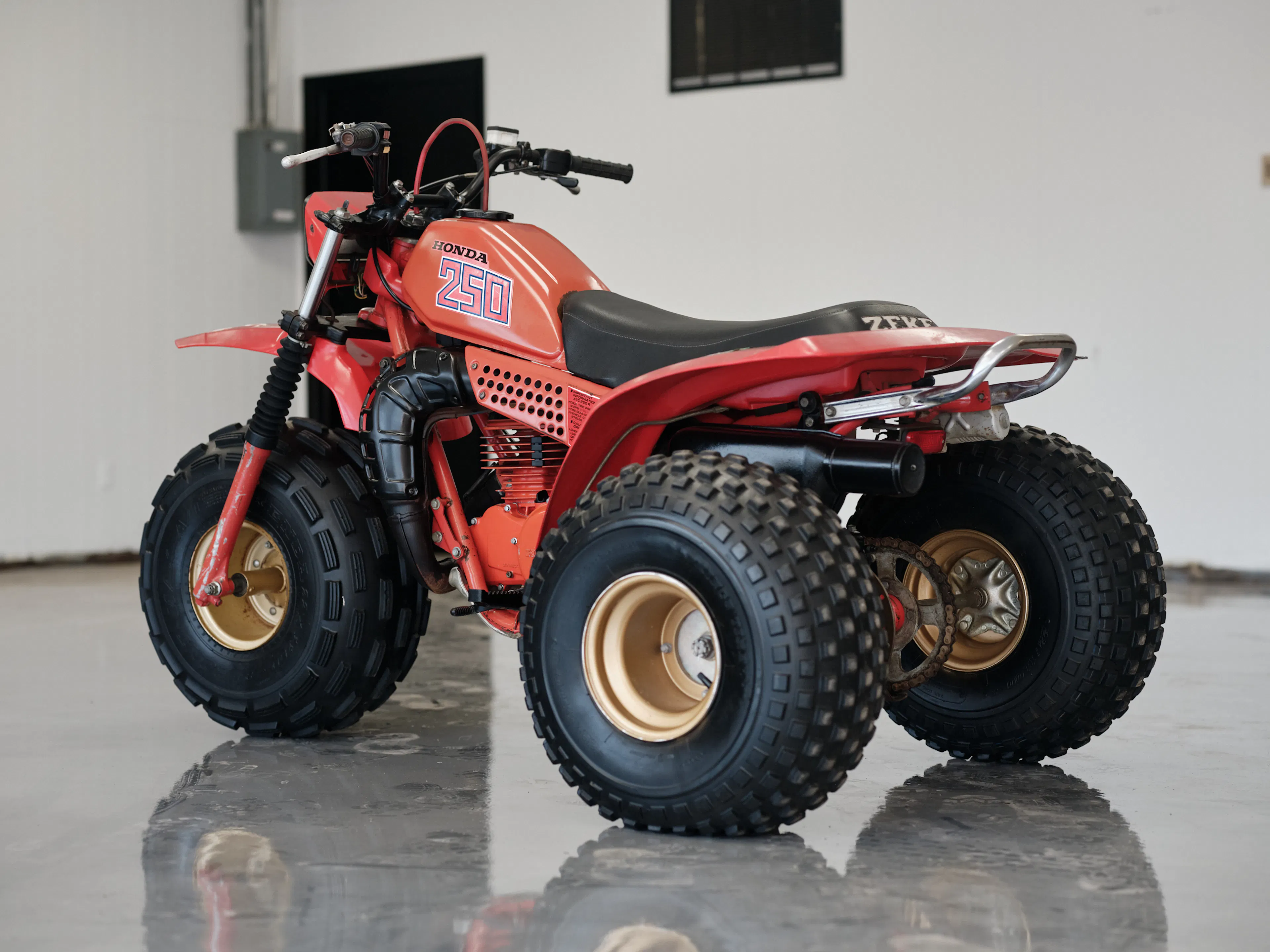 1982 Honda ATC 250R right rear 3/4