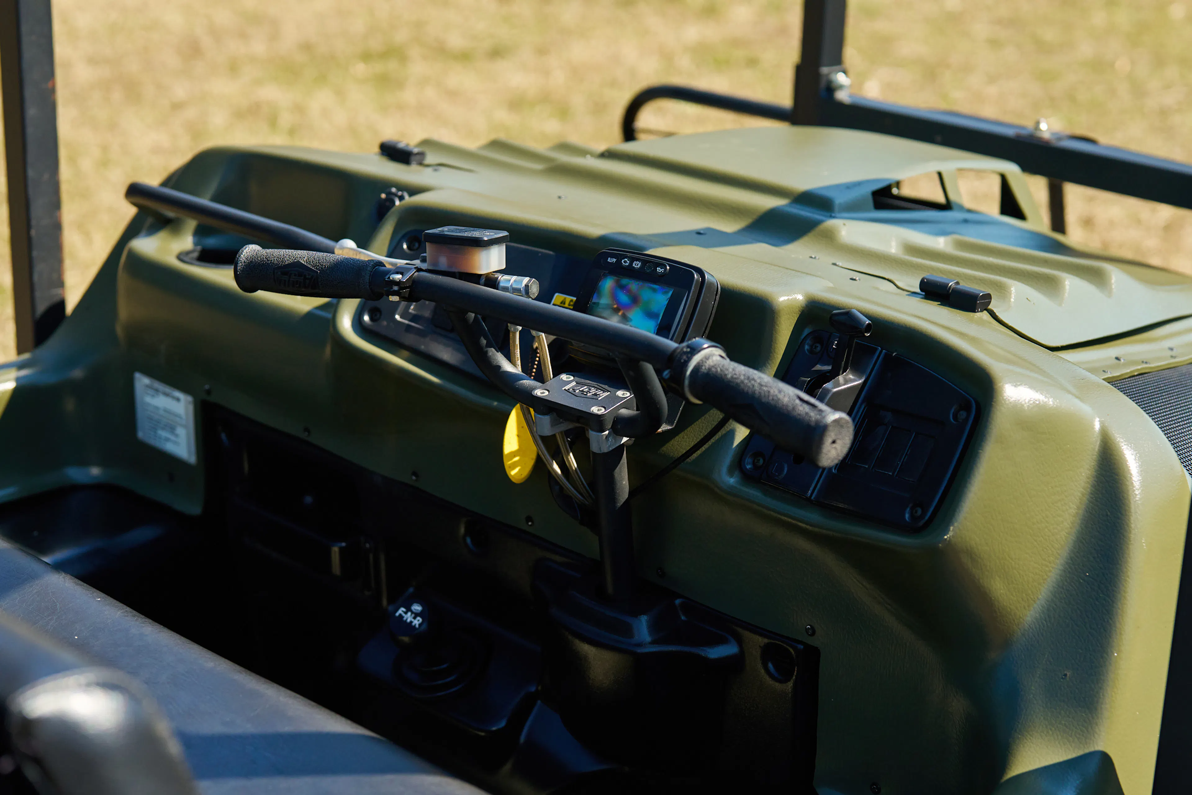 2013 Argo 750 HDI bars