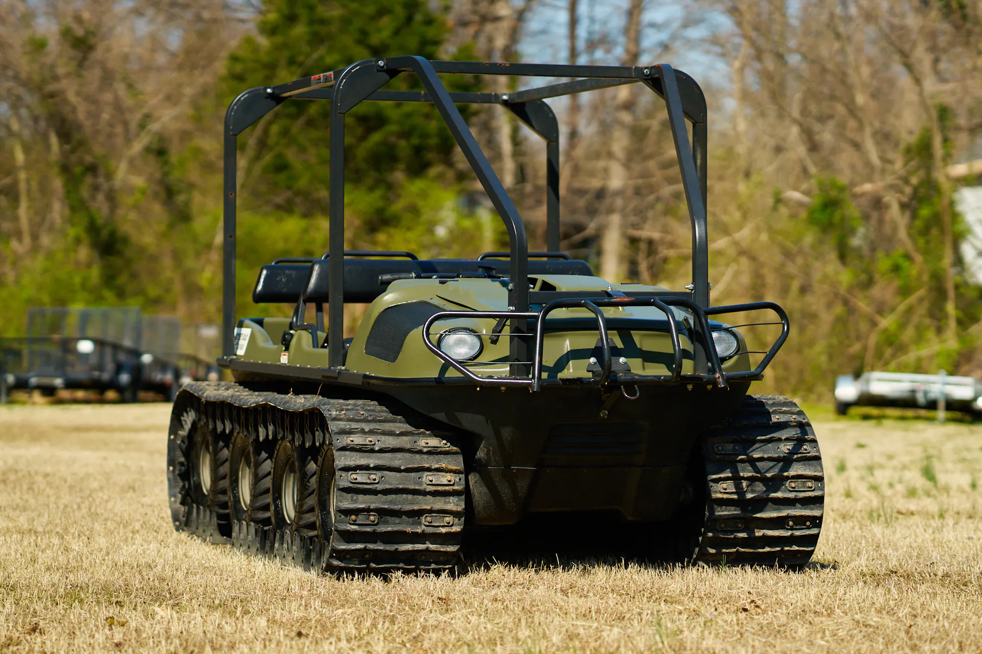 2013 Argo 750 HDI passenger front 3/4