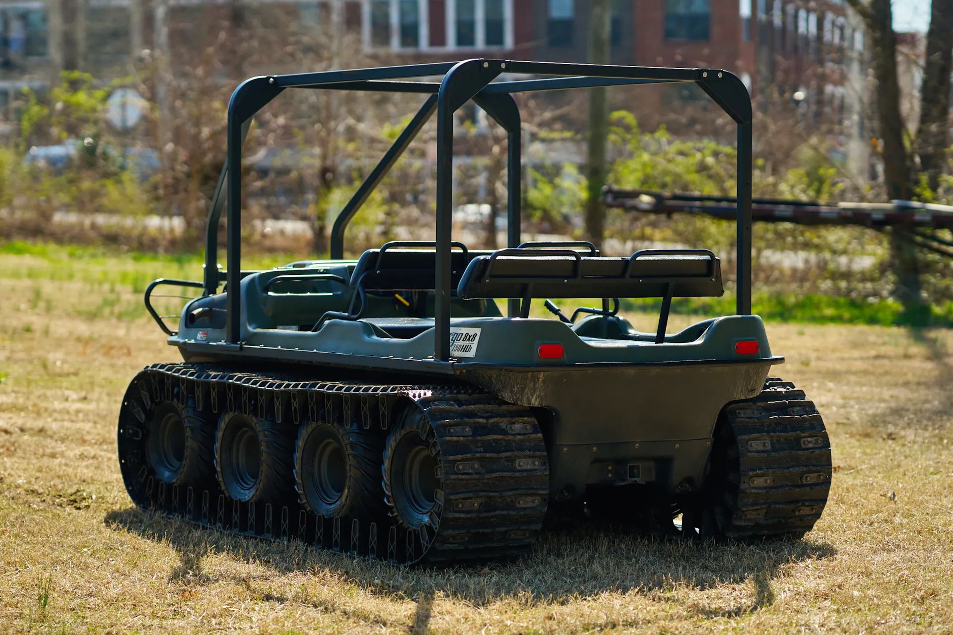 2013 Argo 750 HDI driver rear 3/4