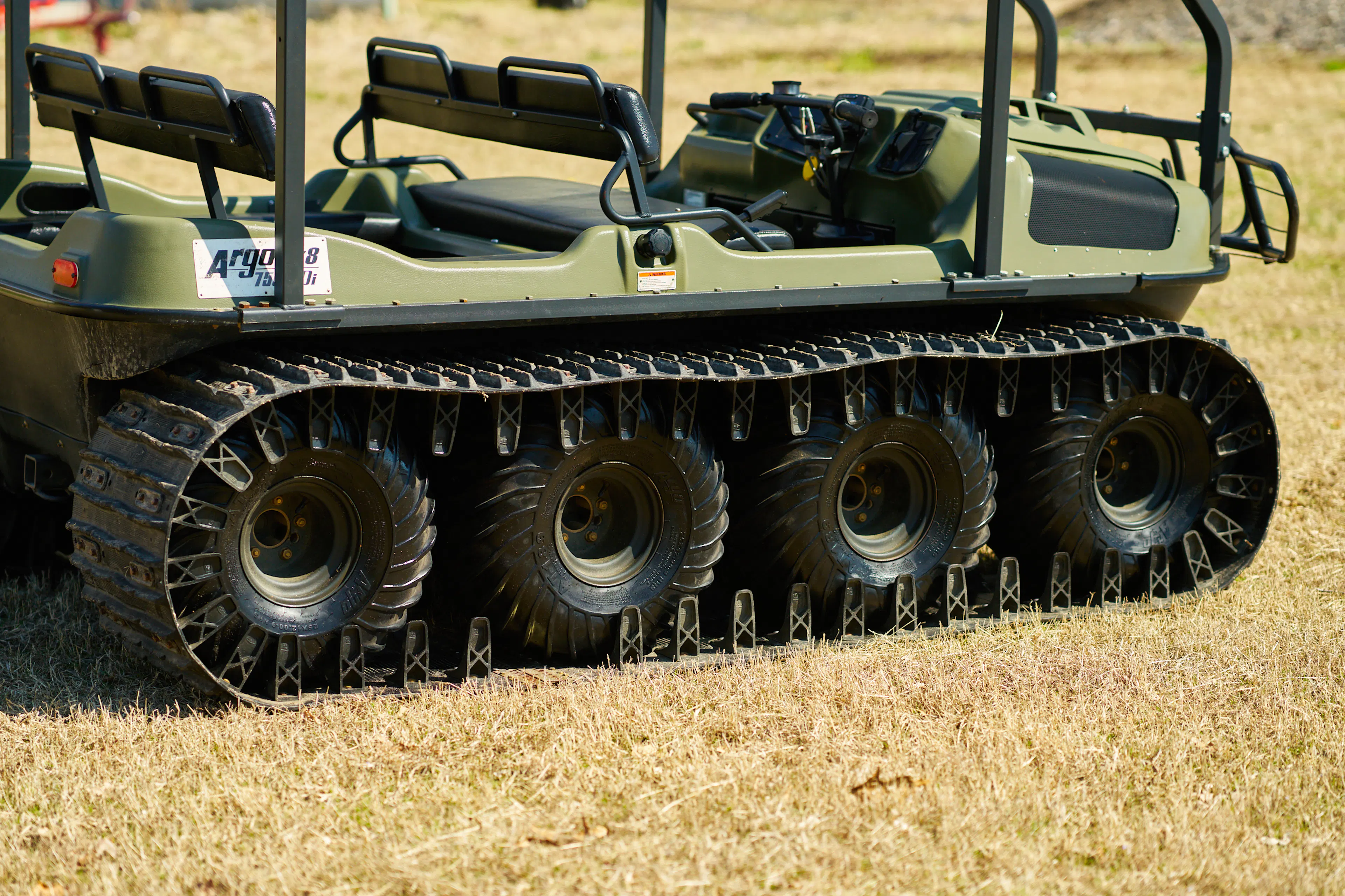 2013 Argo 750 HDI track detail passenger 2