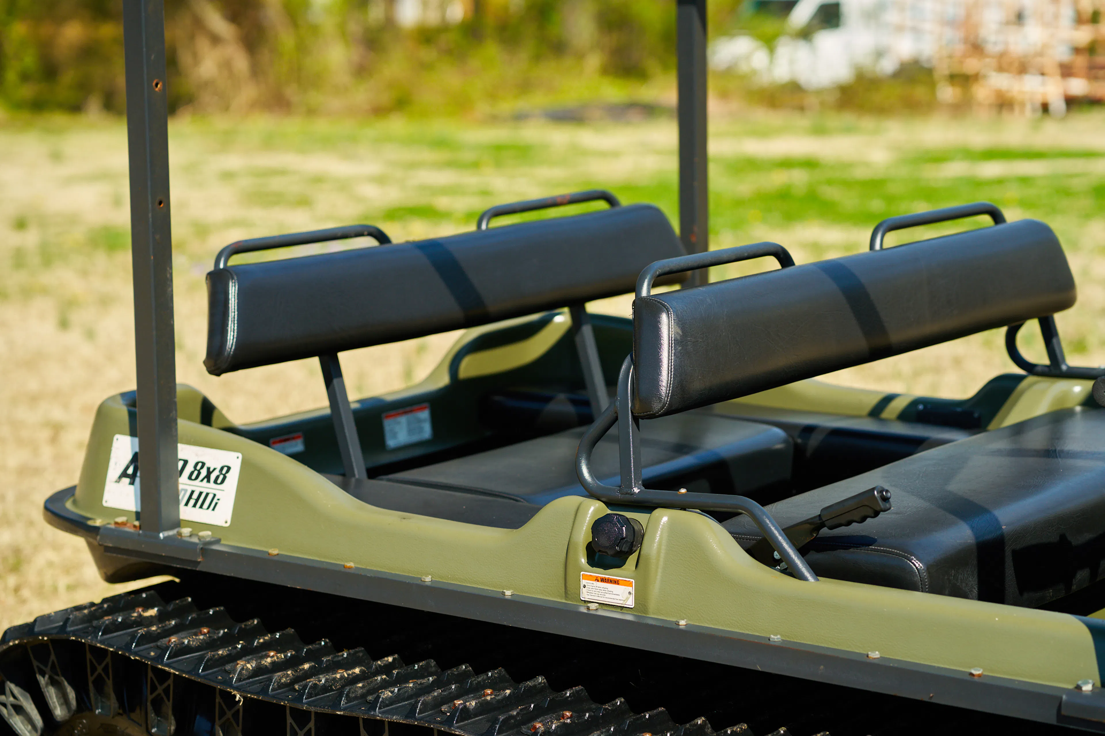 2013 Argo 750 HDI seats