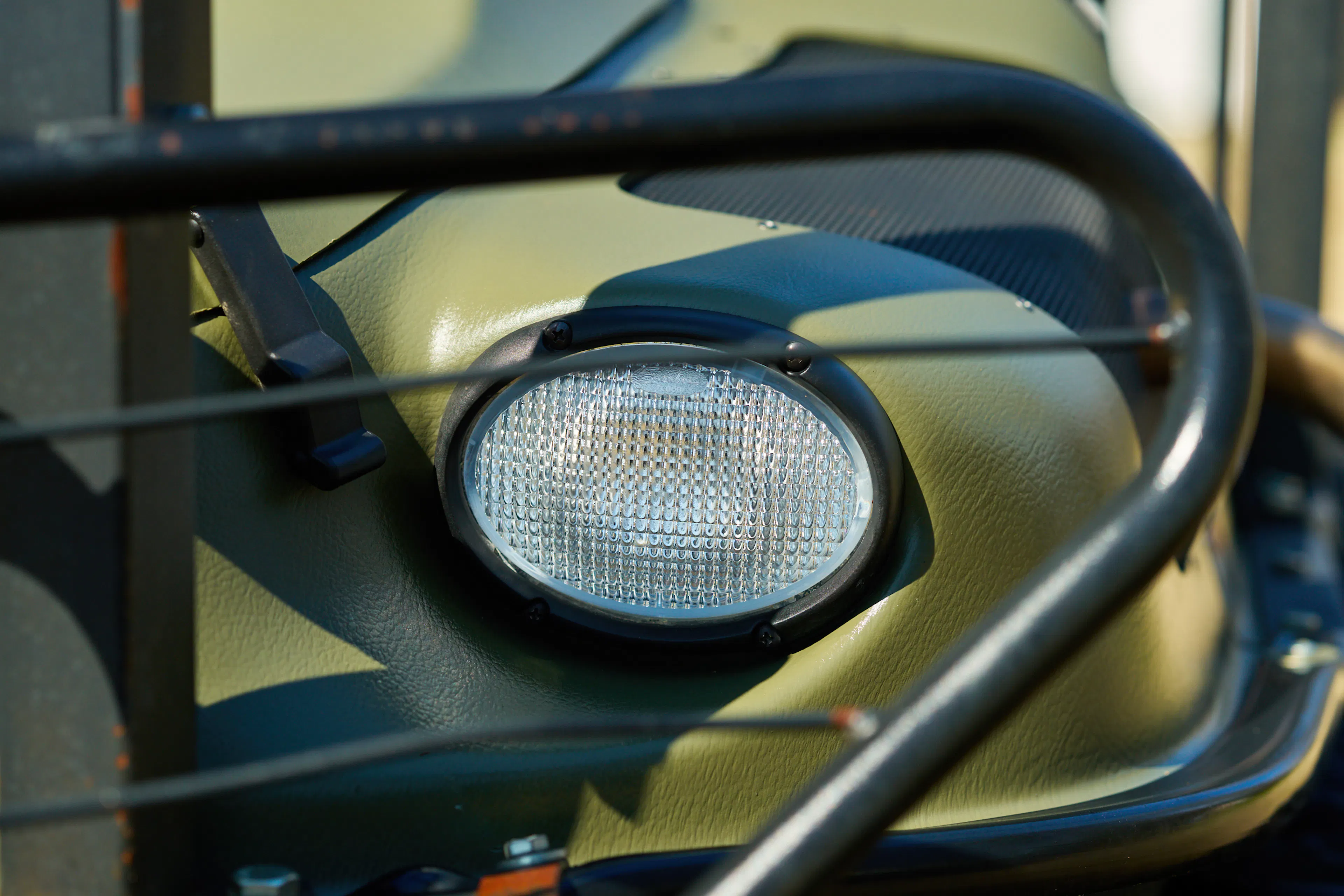 2013 Argo 750 HDI driver headlight