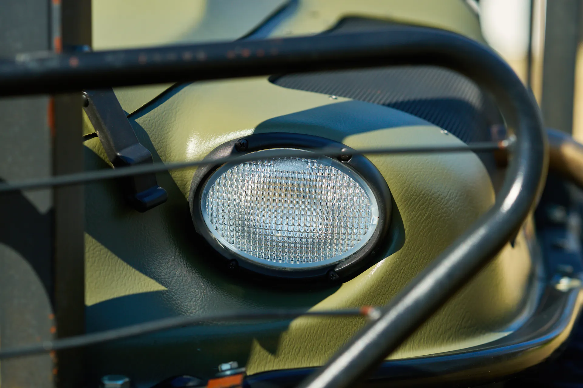 2013 Argo 750 HDI driver headlight