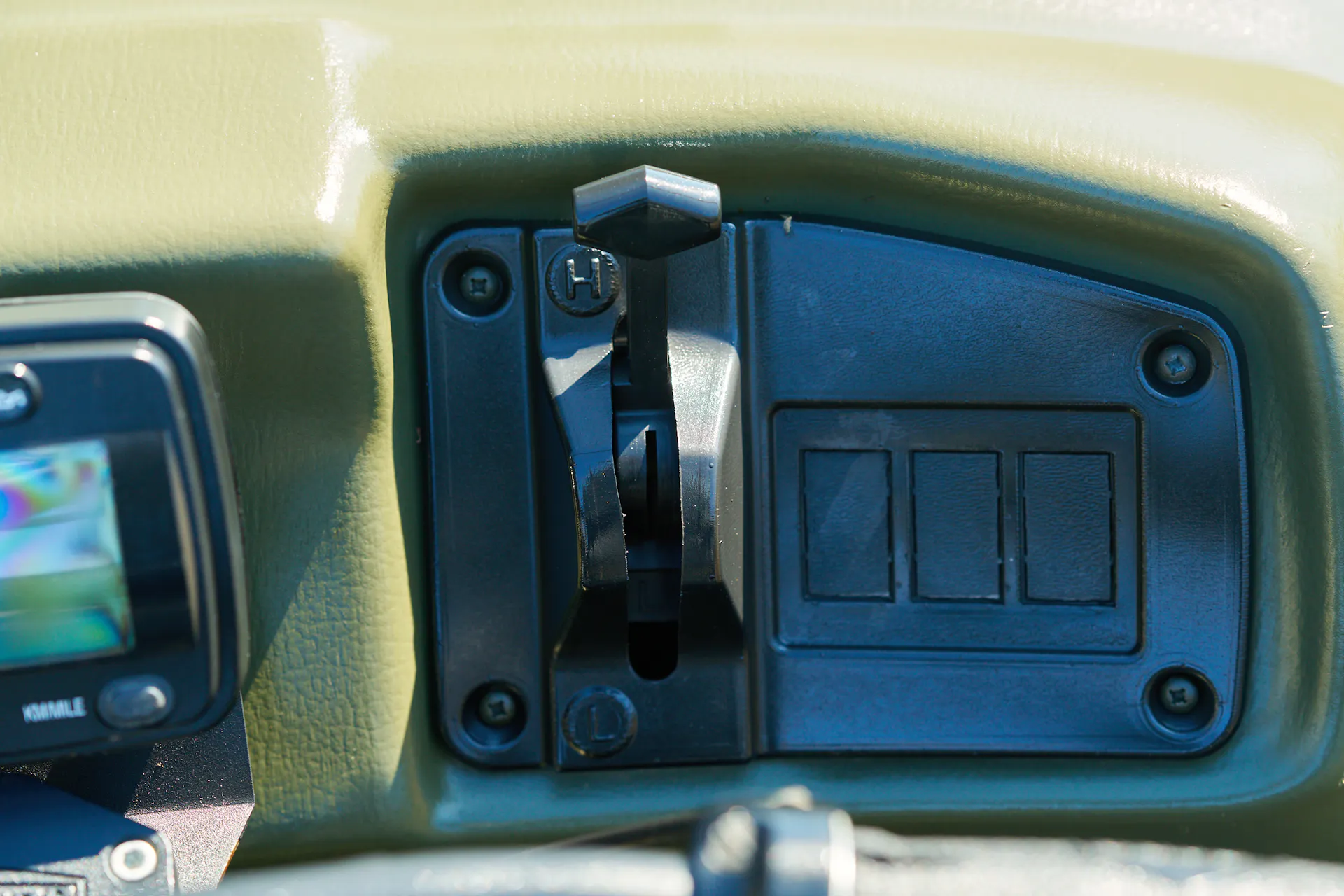 2013 Argo 750 HDI shifter