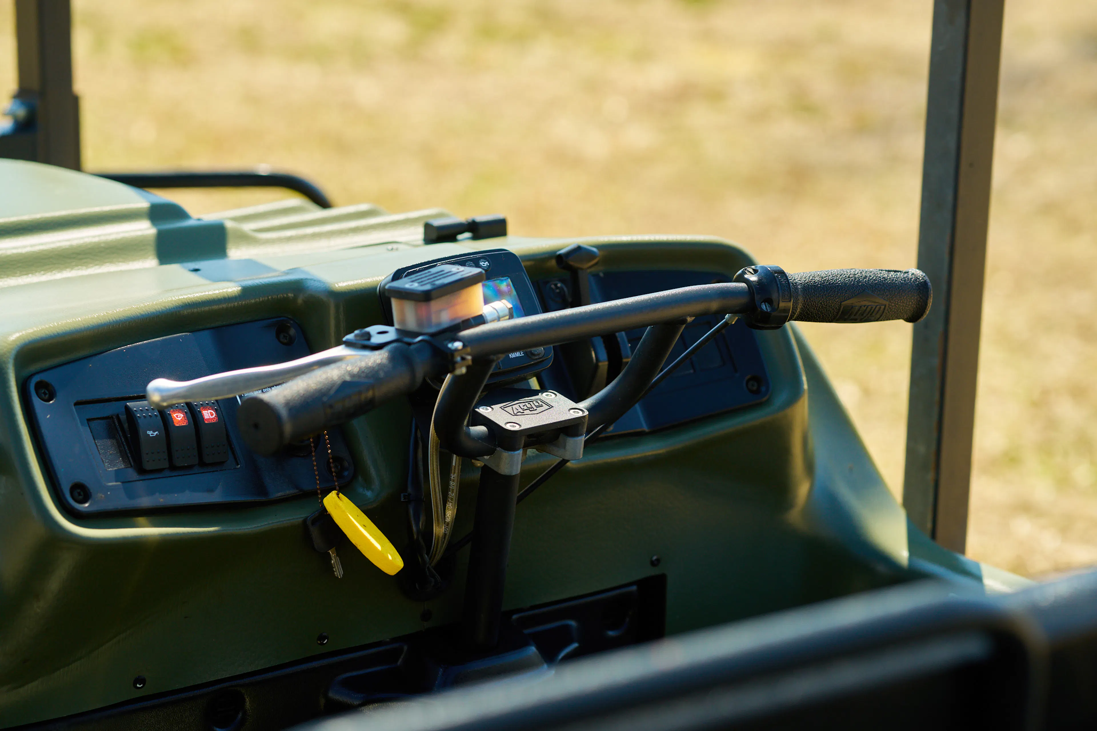 2013 Argo 750 HDI handlebars