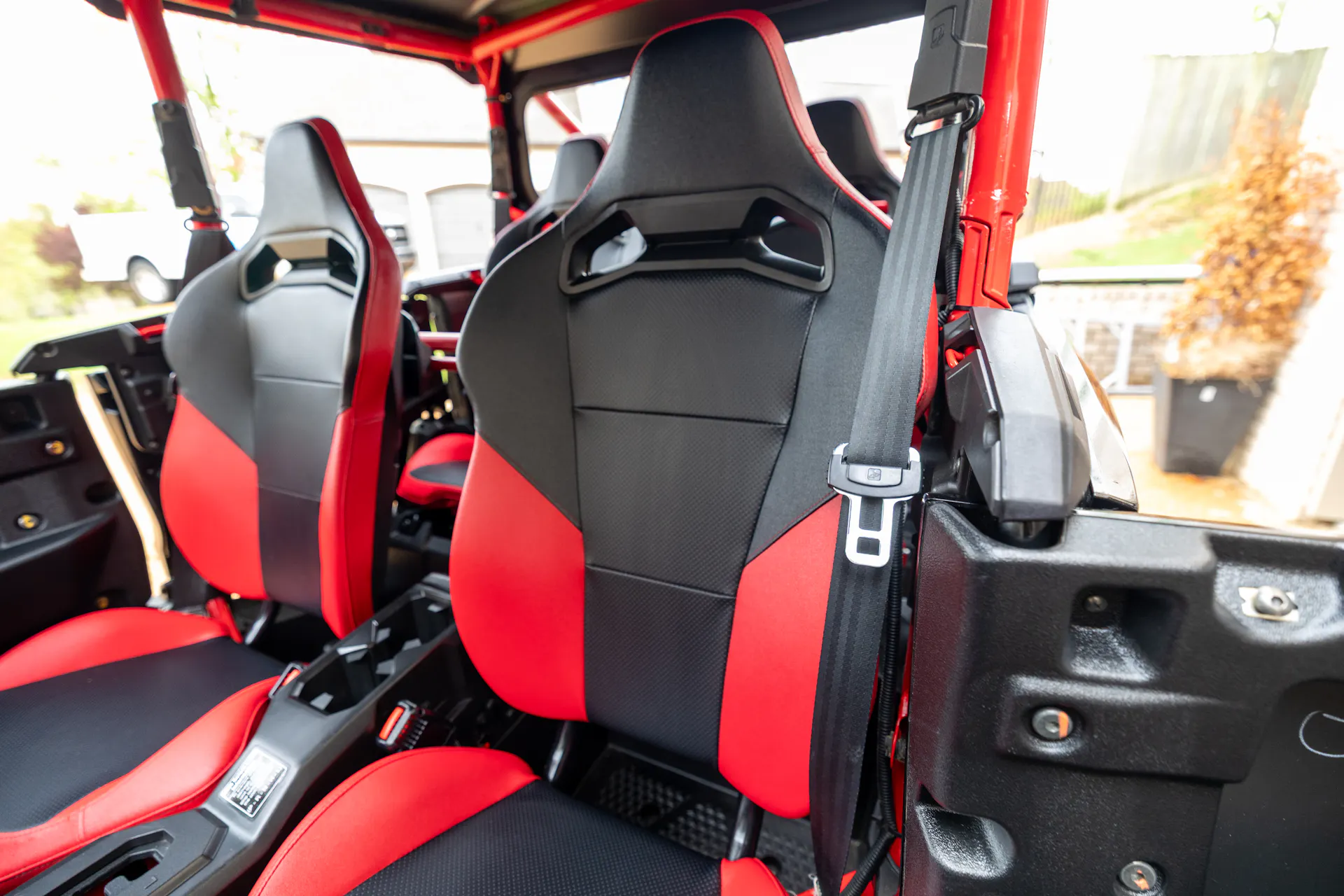 2023 Honda Talon 1000R-4 Fox Live Valve driver seat close