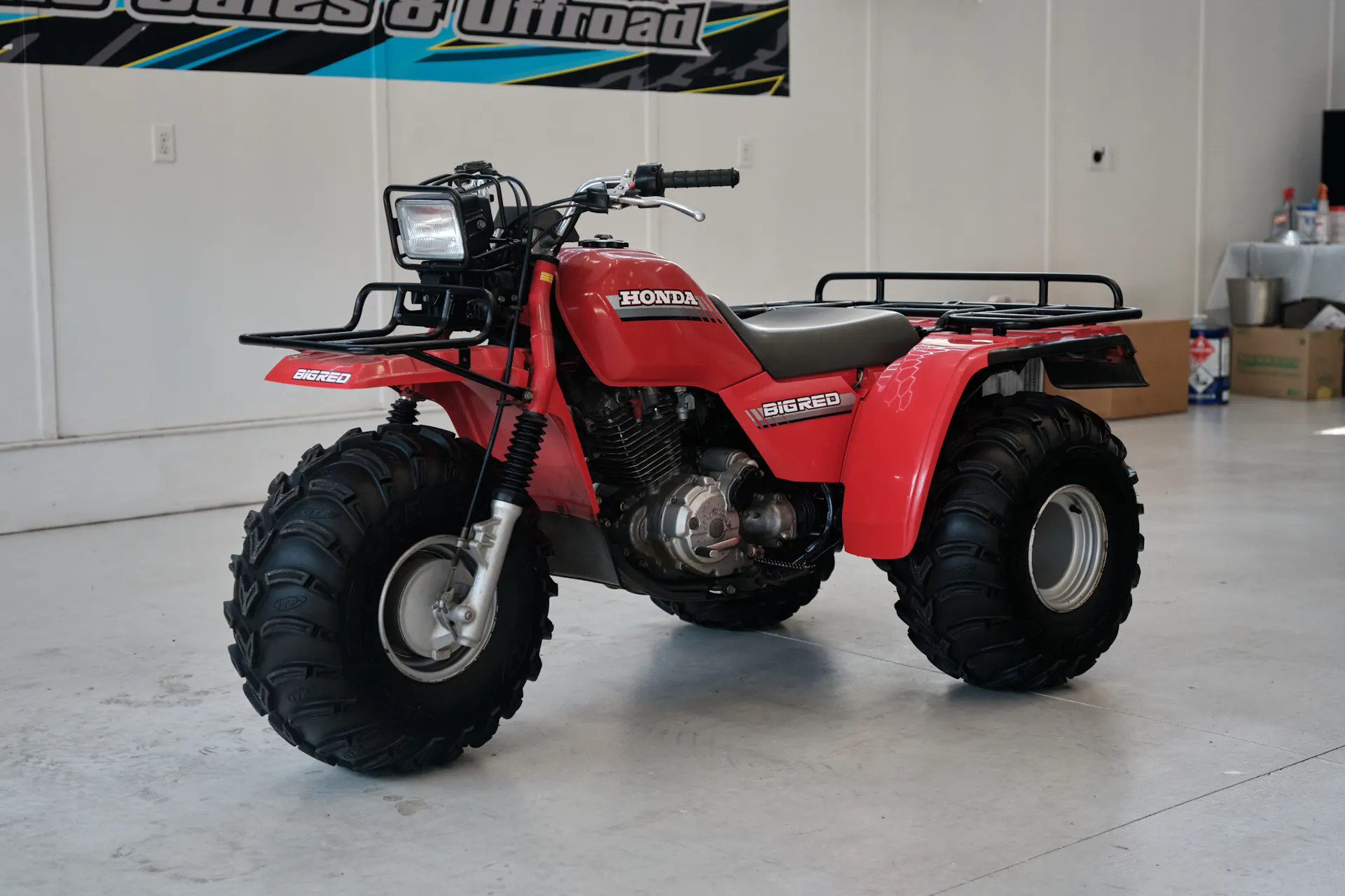 1986 Honda ATC 250ES Big Red left front 3/4 shallow