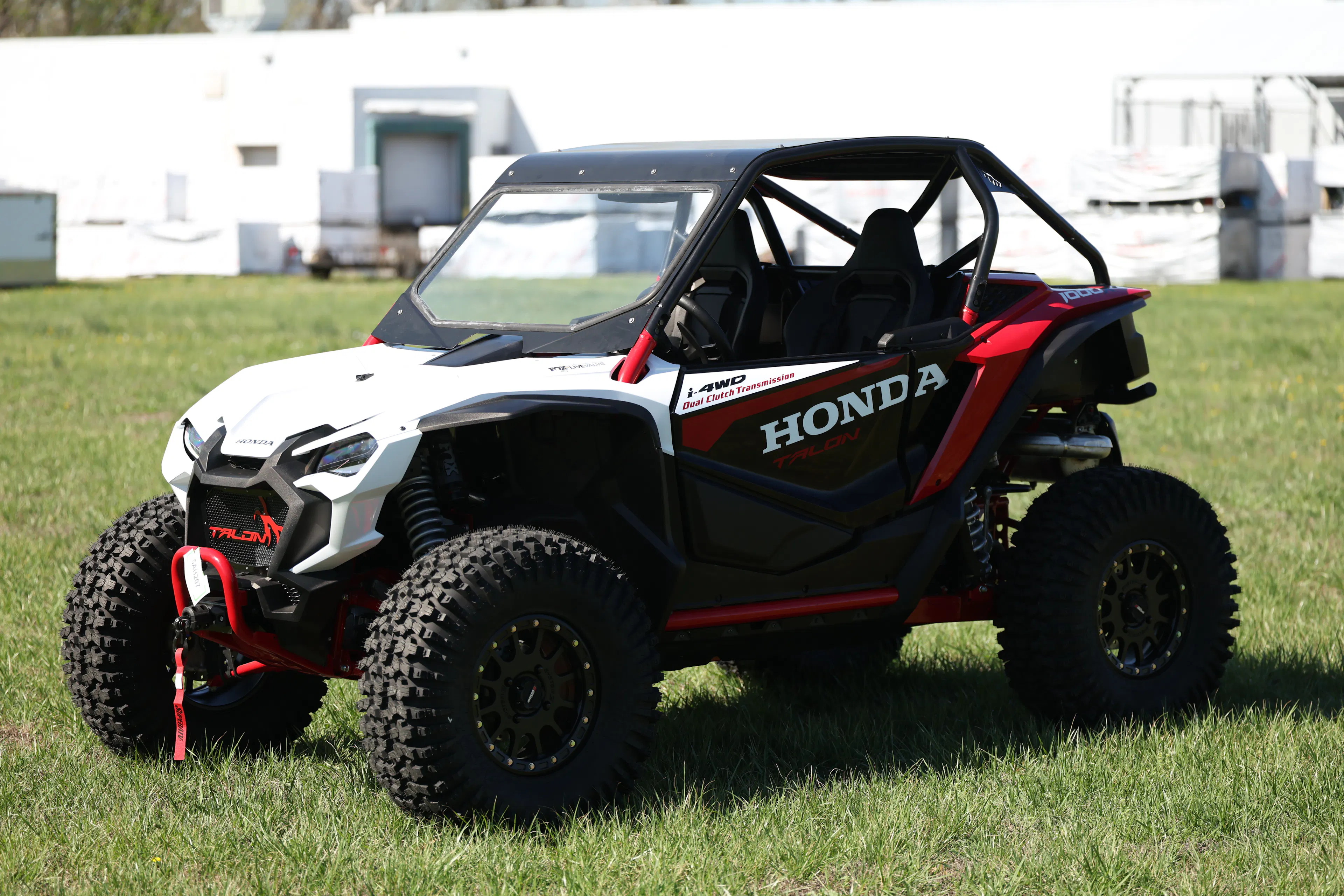 2025 Honda Talon 1000X Fox Live Valve front driver 3/4 wide