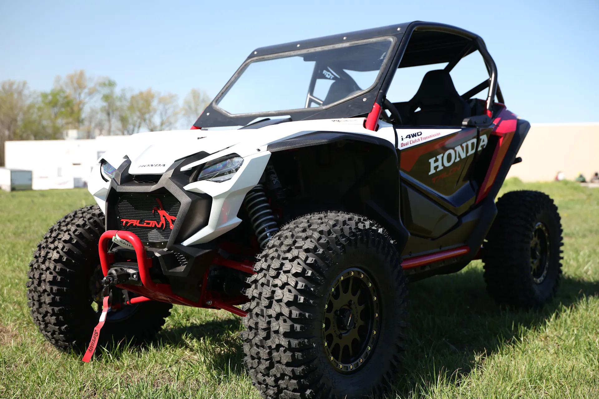 2025 Honda Talon 1000X Fox Live Valve driver front 3/4 low