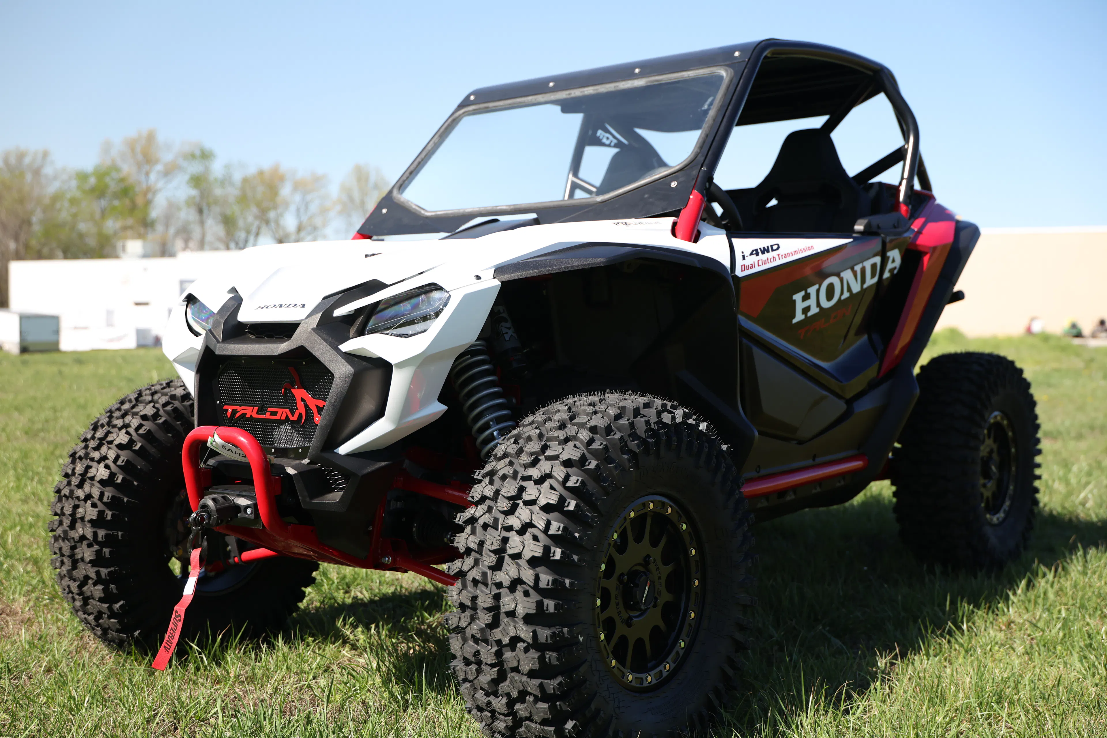 2025 Honda Talon 1000X Fox Live Valve driver front 3/4 low