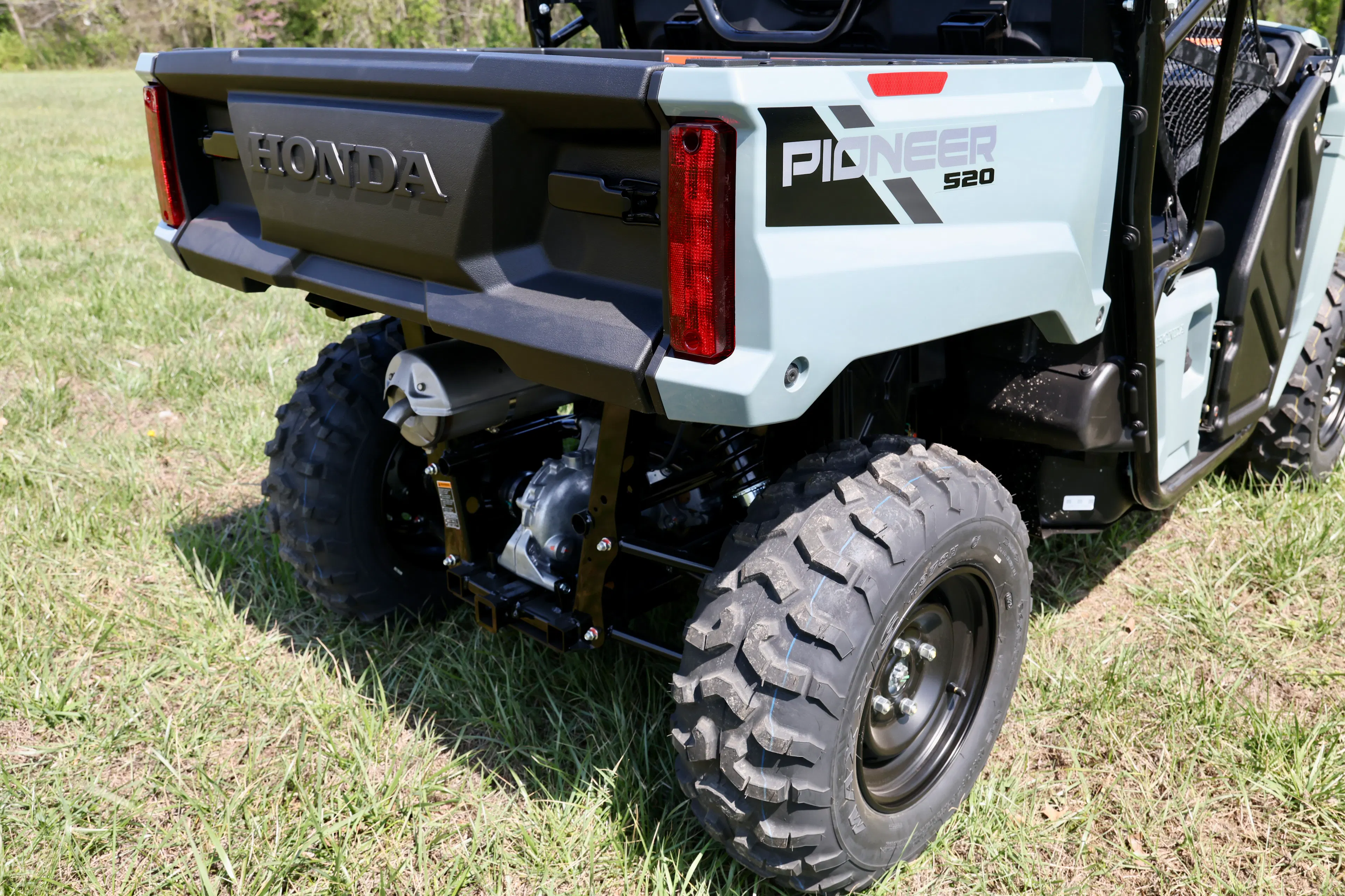 2026 Honda Pioneer 520 rear bed close