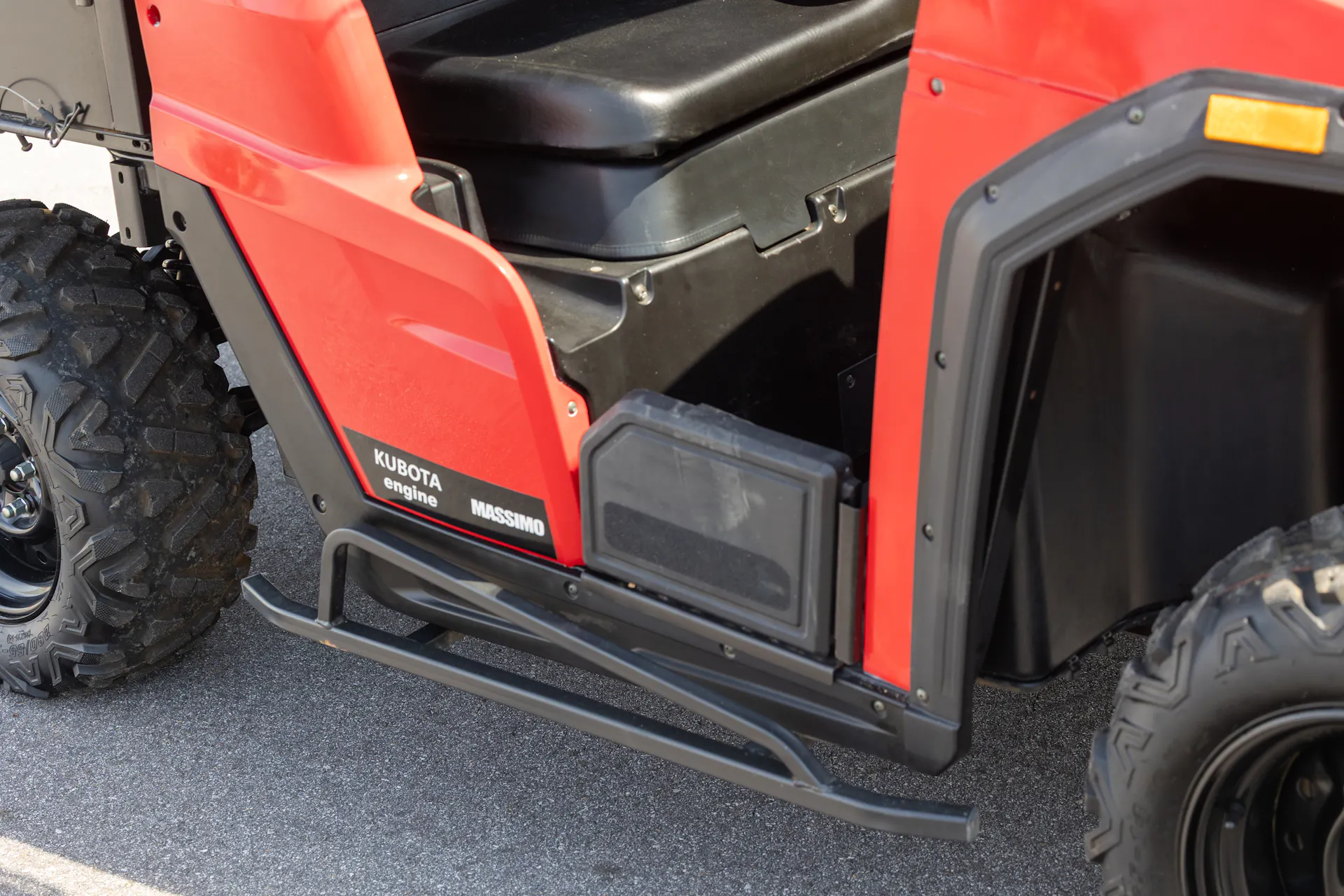 2023 Massimo T-Boss 1100D side step/slider