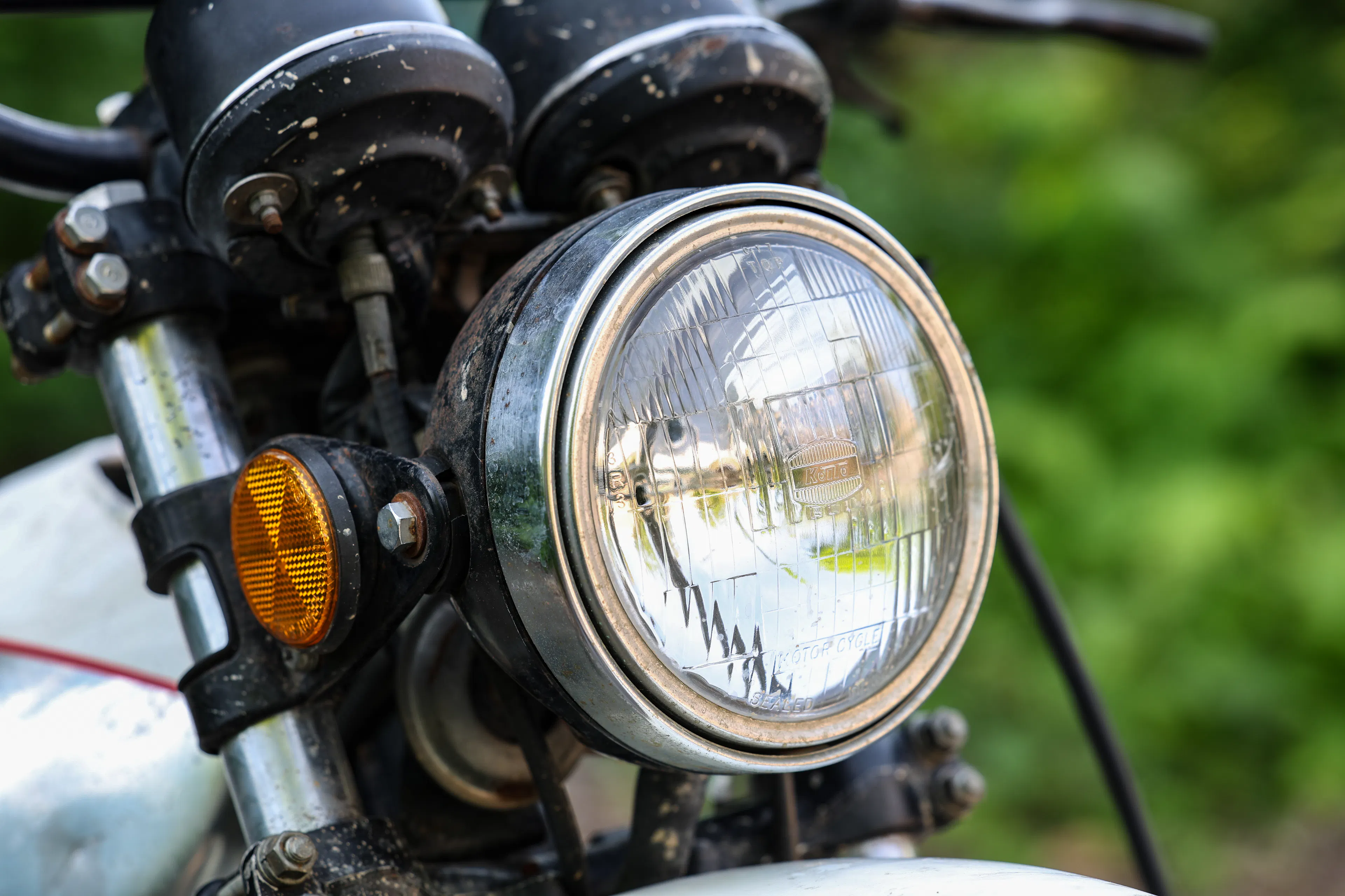 1979 Yamaha XT500 headlight