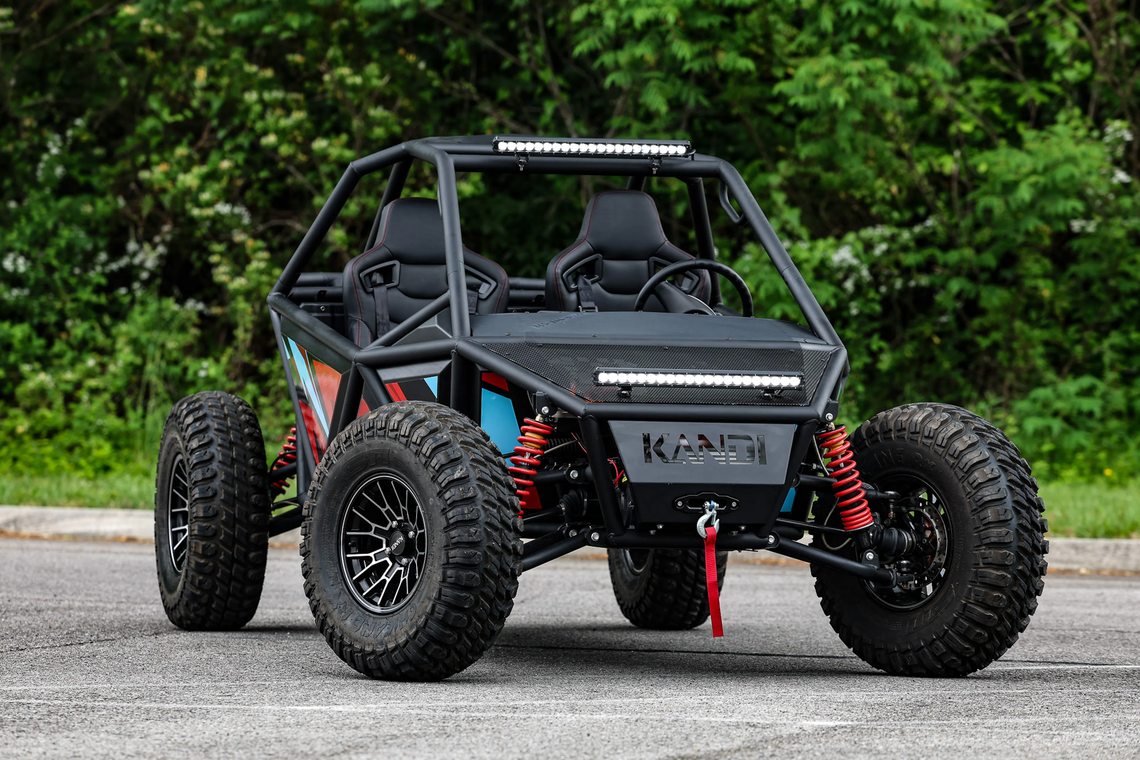 2025 Kandi Lucky T5 passenger front 3/4 narrow