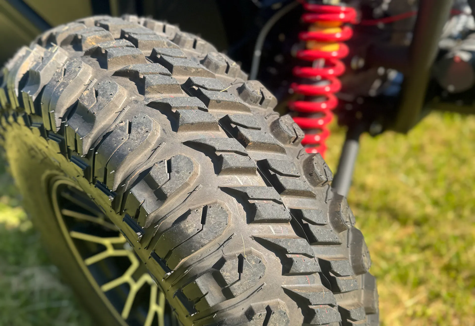 2025 Kandi Lucky T9 front tire