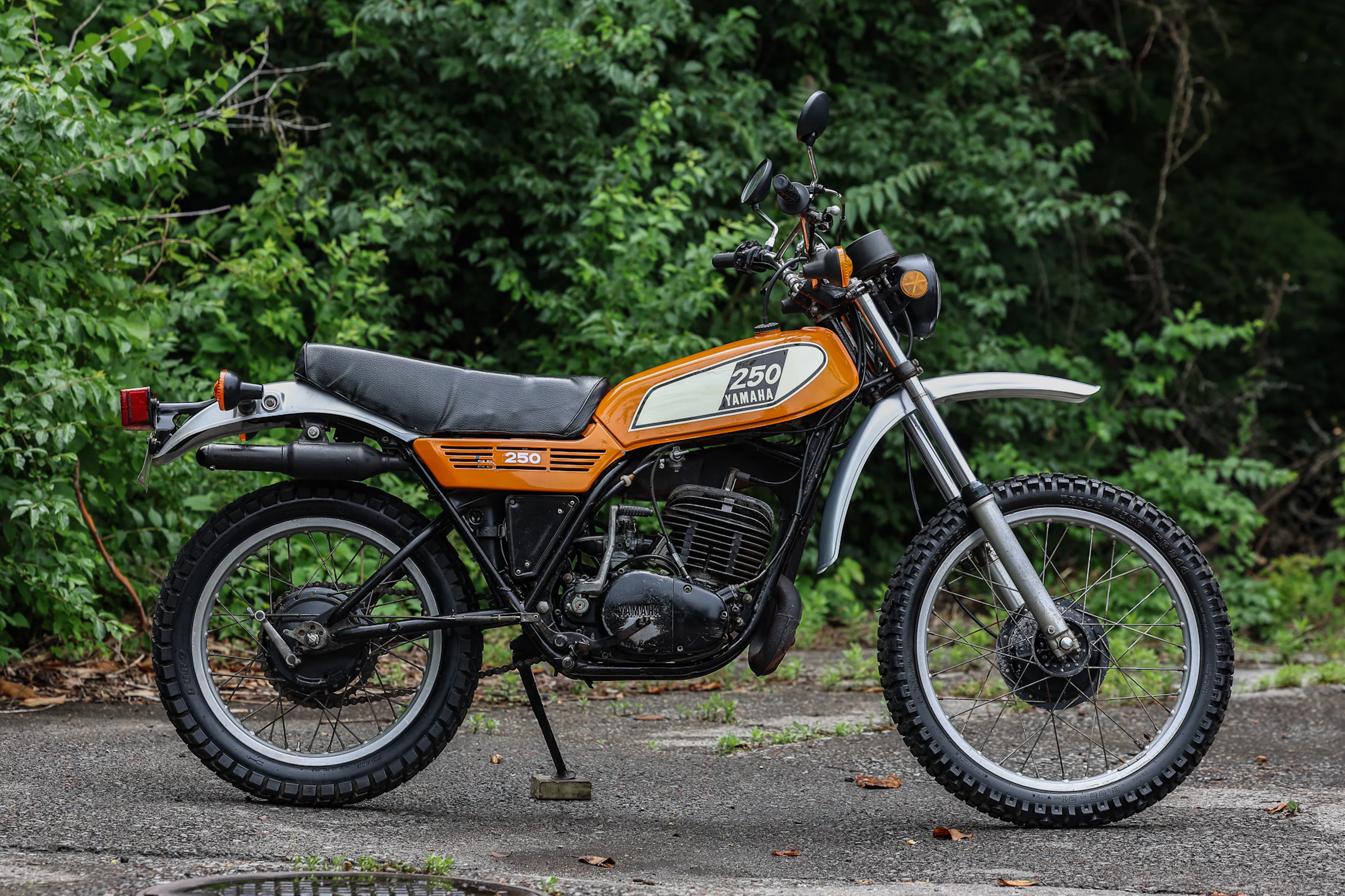 1977 Yamaha DT250 right side