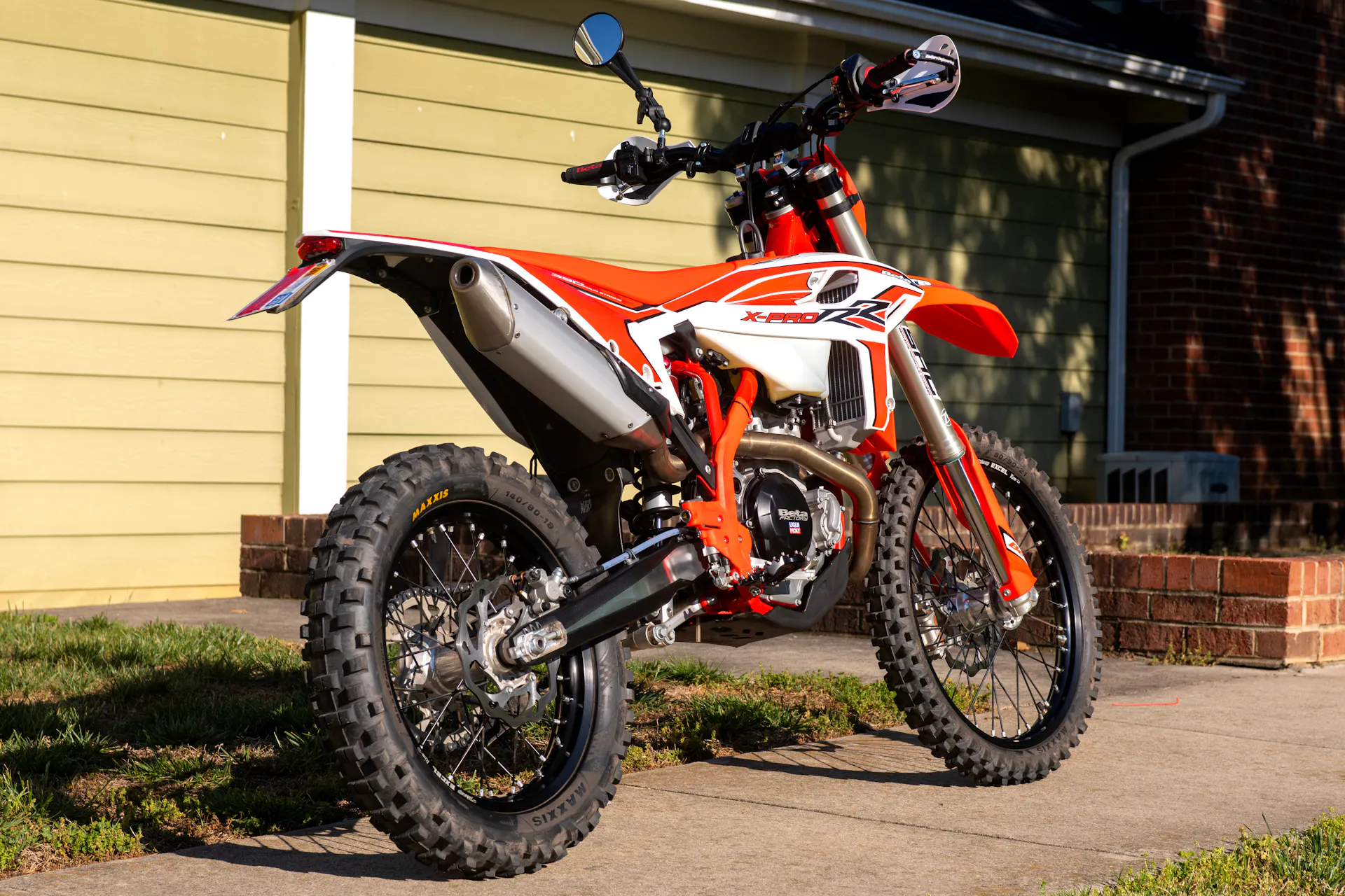2025 Beta 390 RR X-Pro rear right 3/4
