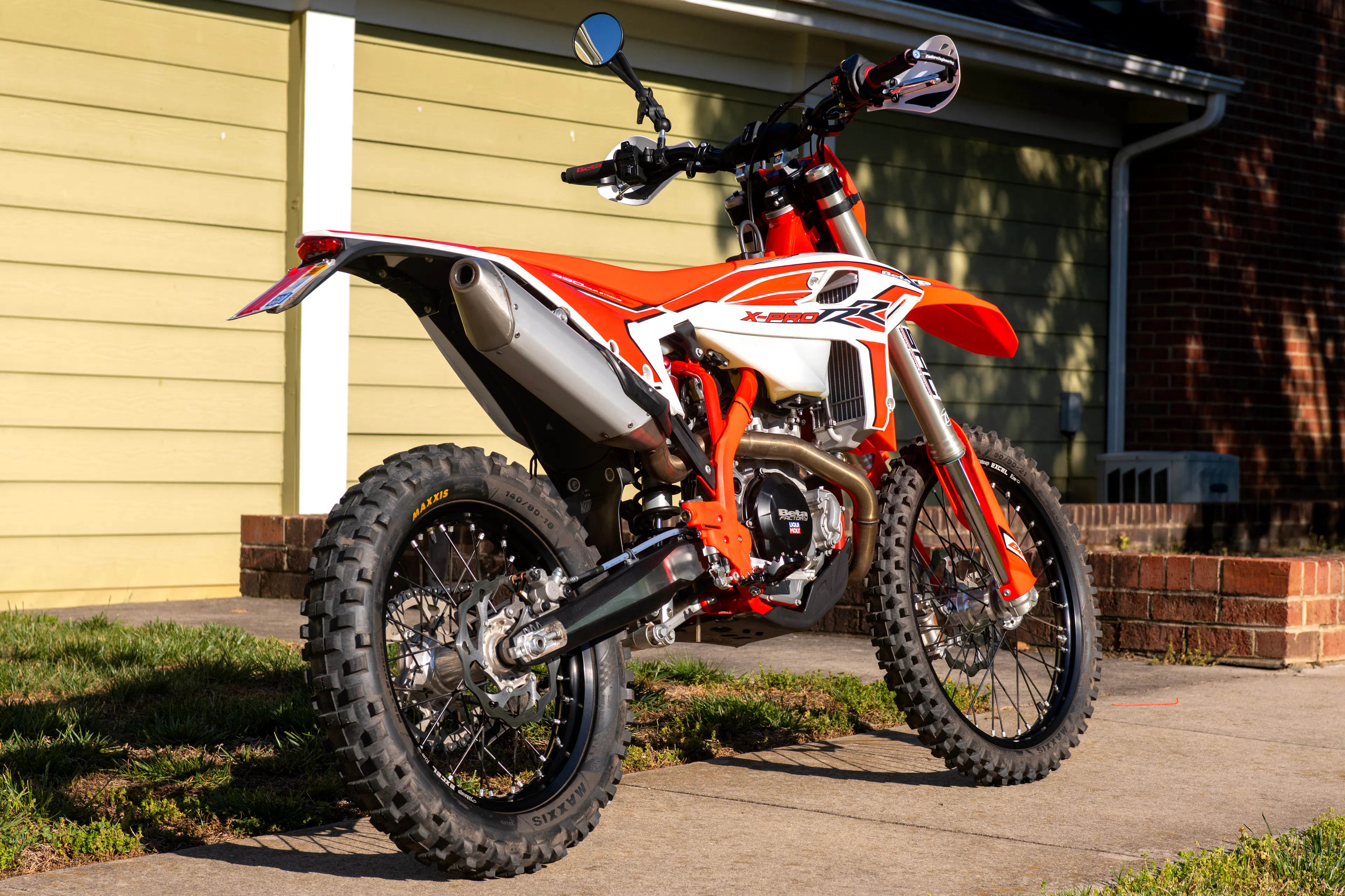 2025 Beta 390 RR X-Pro rear right 3/4