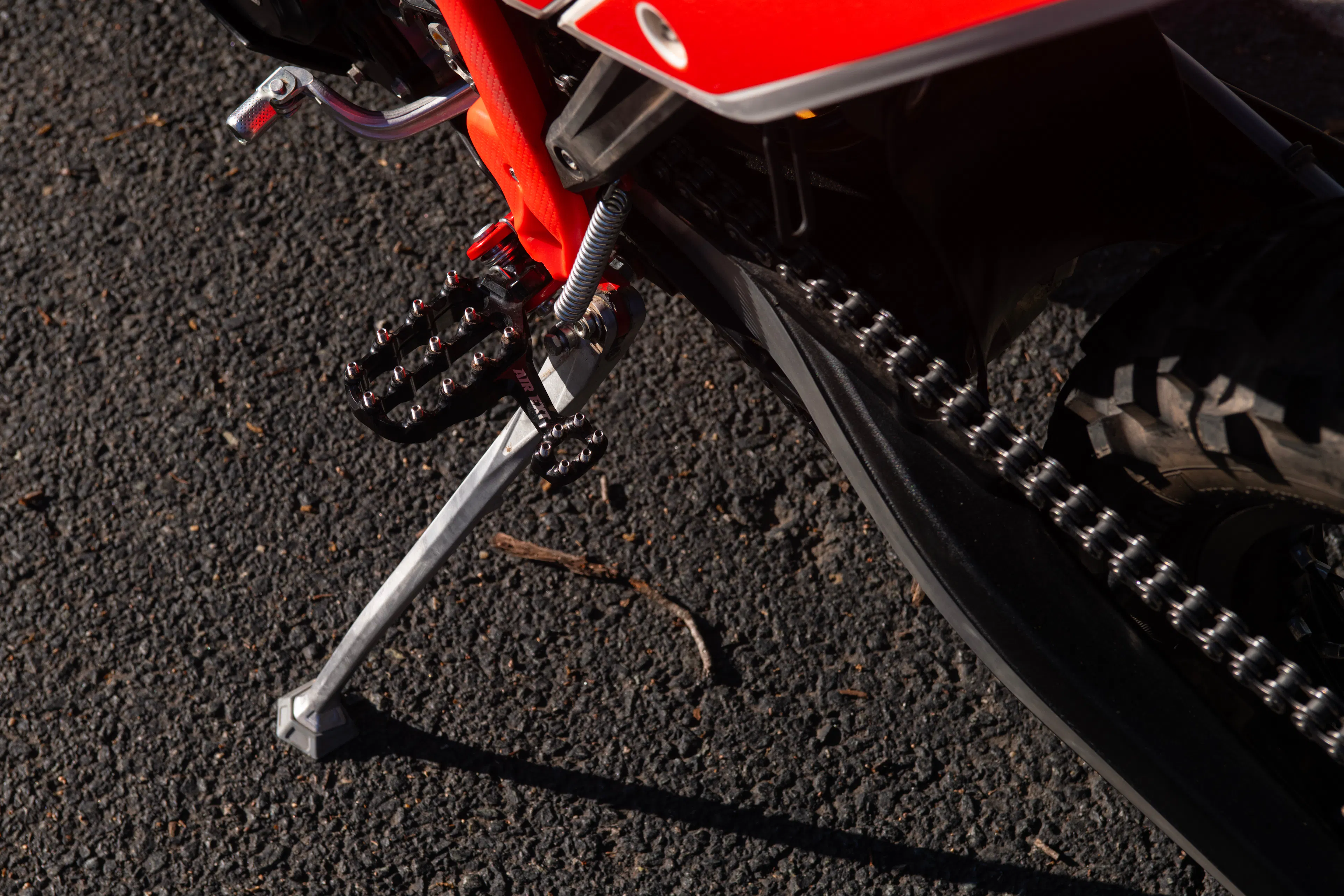 2025 Beta 390 RR X-Pro left peg/kick stand/shifter