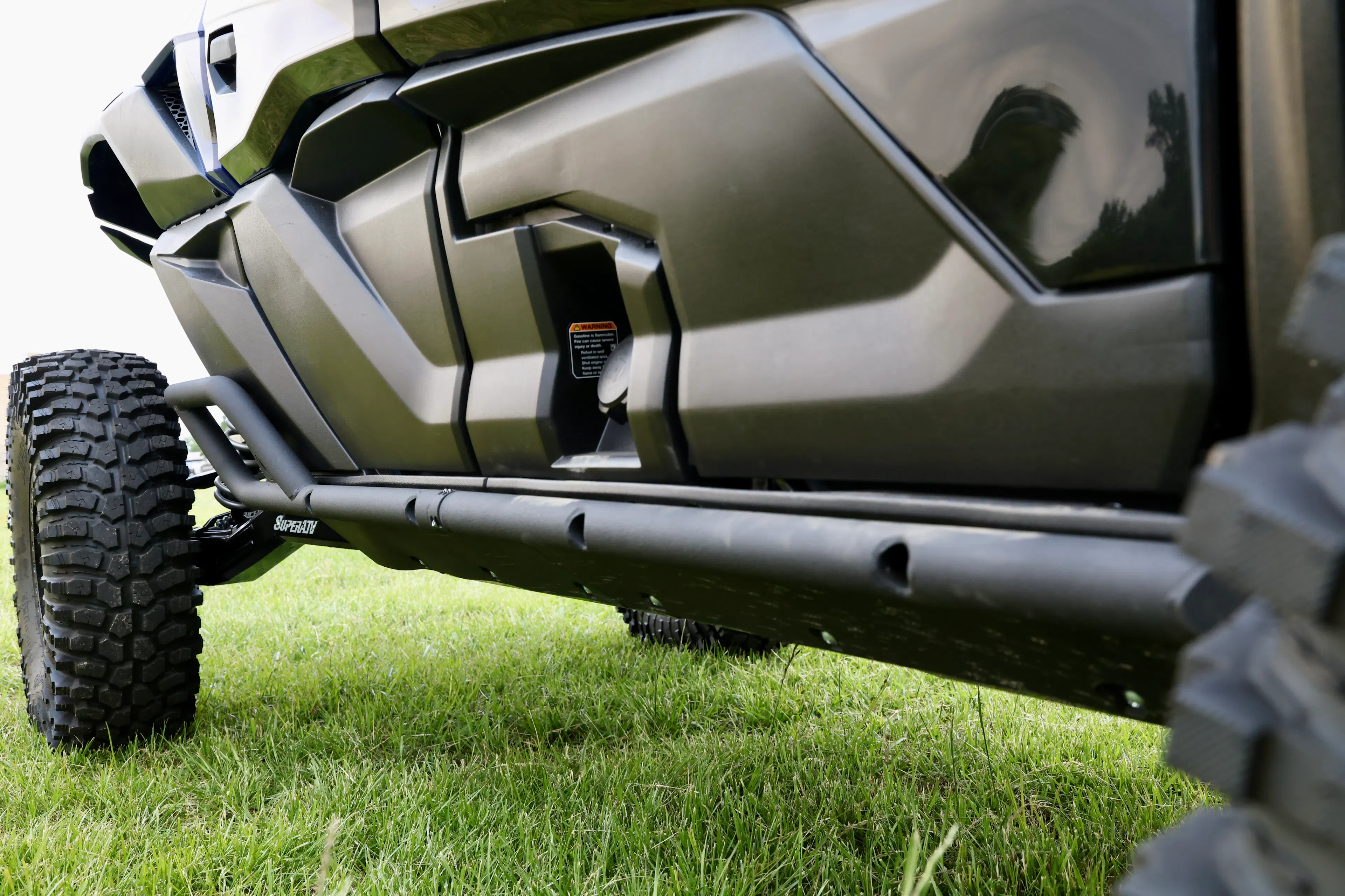 2025 Kawasaki Teryx KRX4 1000 rock sliders