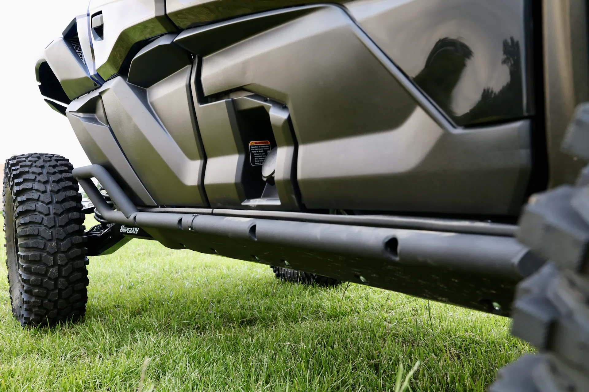 2025 Kawasaki Teryx KRX4 1000 rock sliders