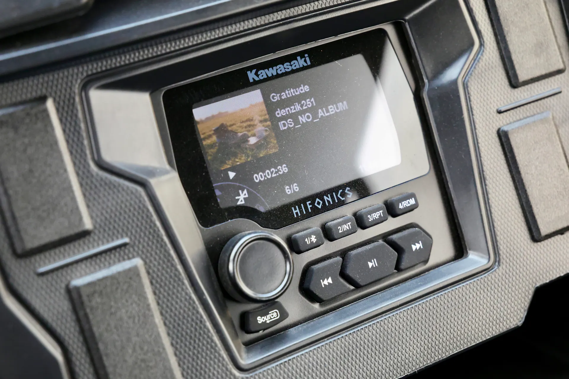 2025 Kawasaki Teryx KRX4 1000 radio